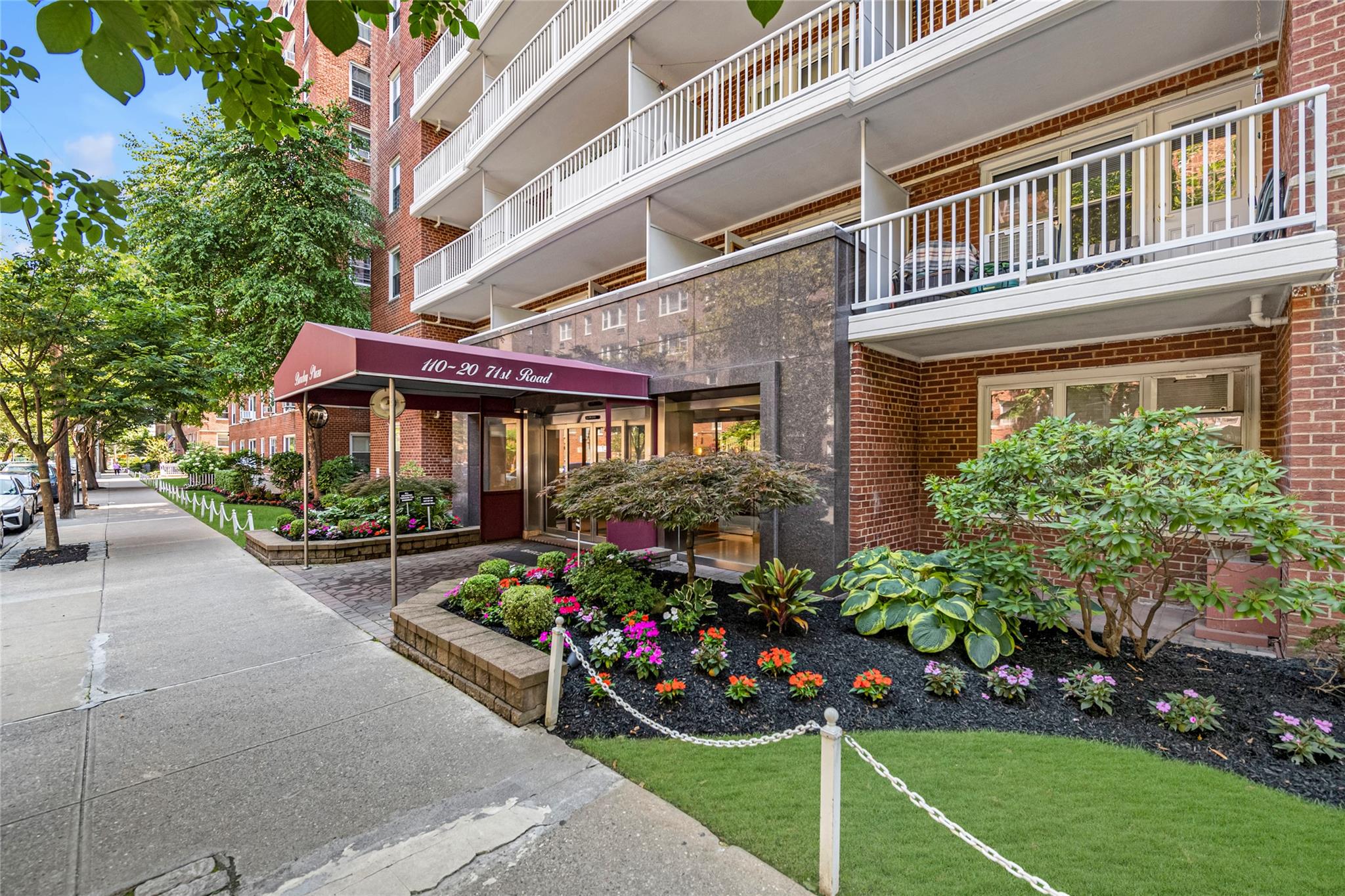 110-20 71st Road # 114, Forest Hills, NY 11375