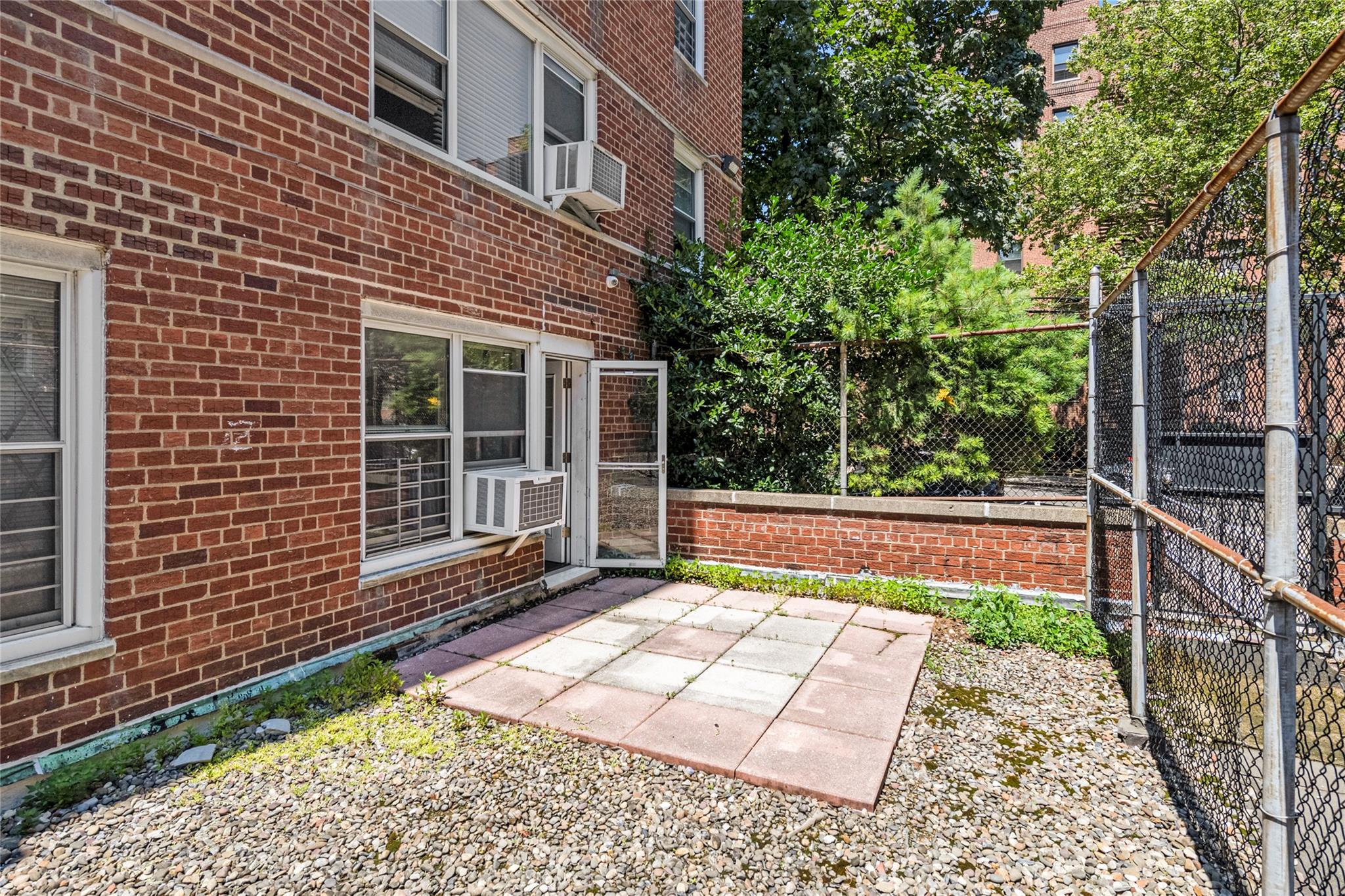 110-20 71st Road # 114, Forest Hills, NY 11375