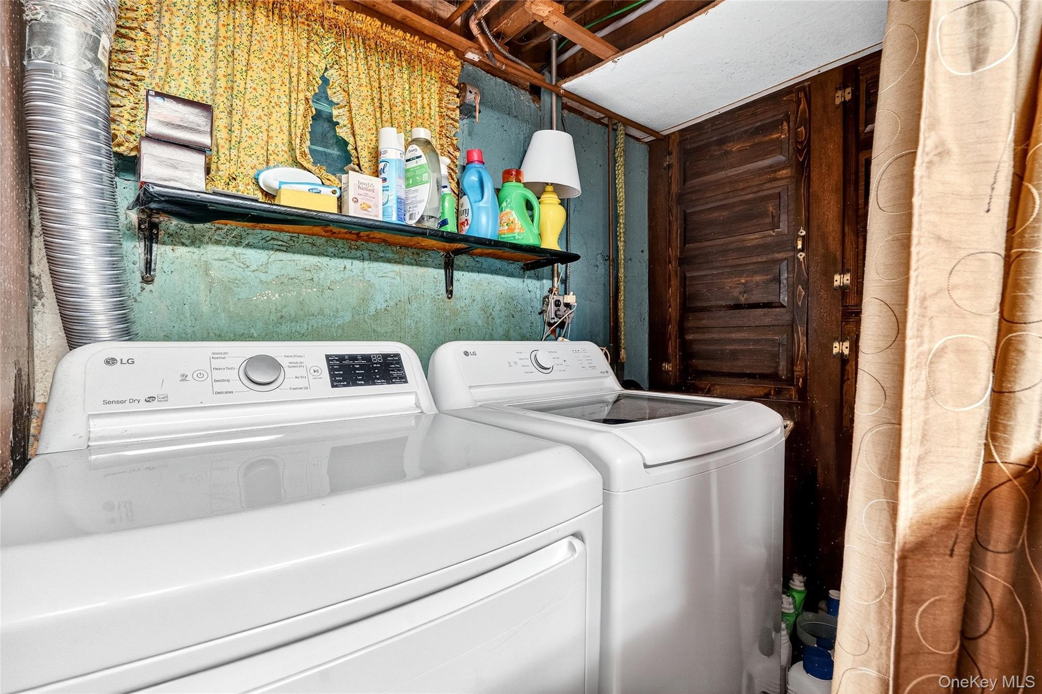 28 Terrace Avenue, Nanuet, NY 10954