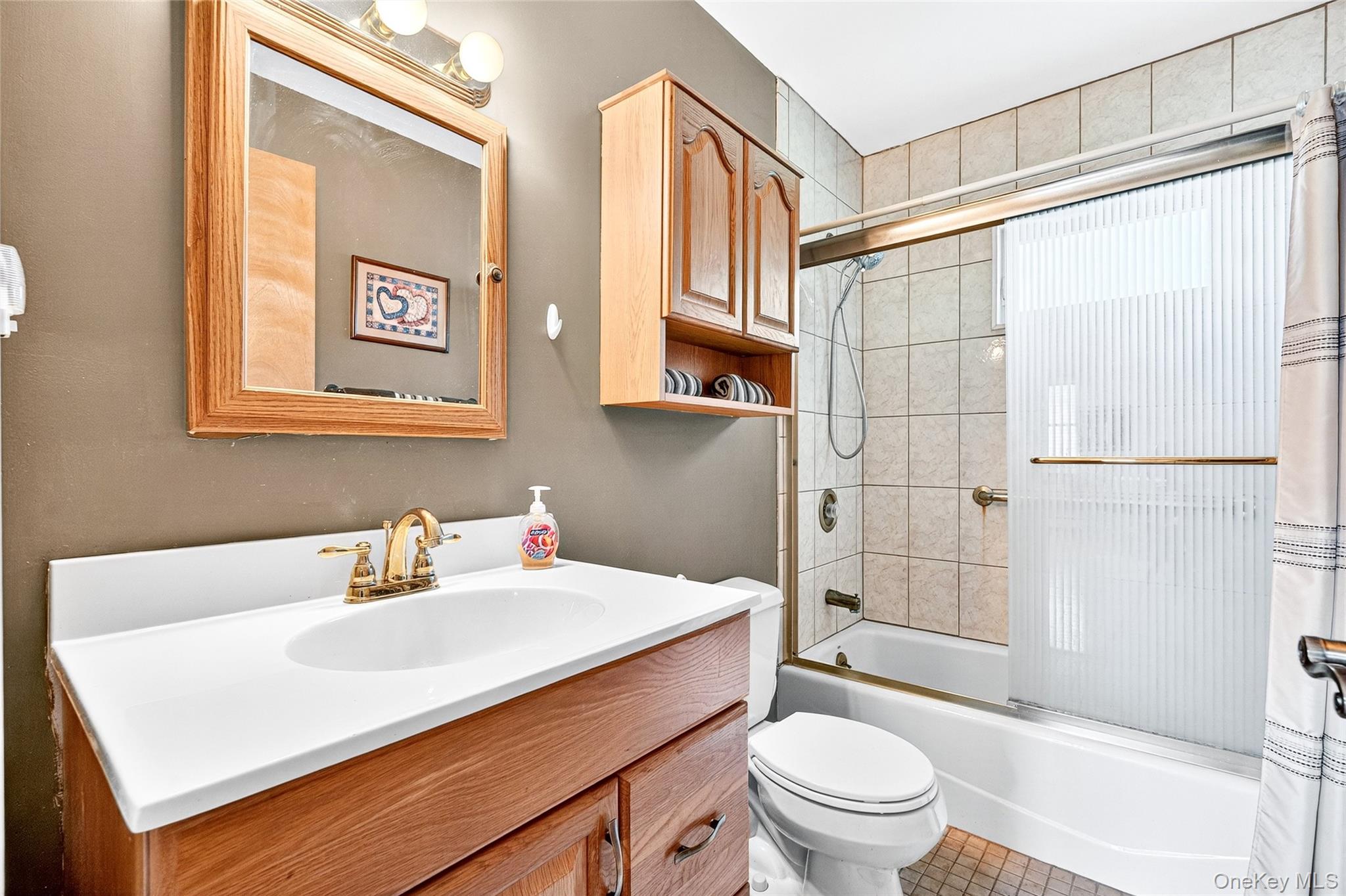 28 Terrace Avenue, Nanuet, NY 10954