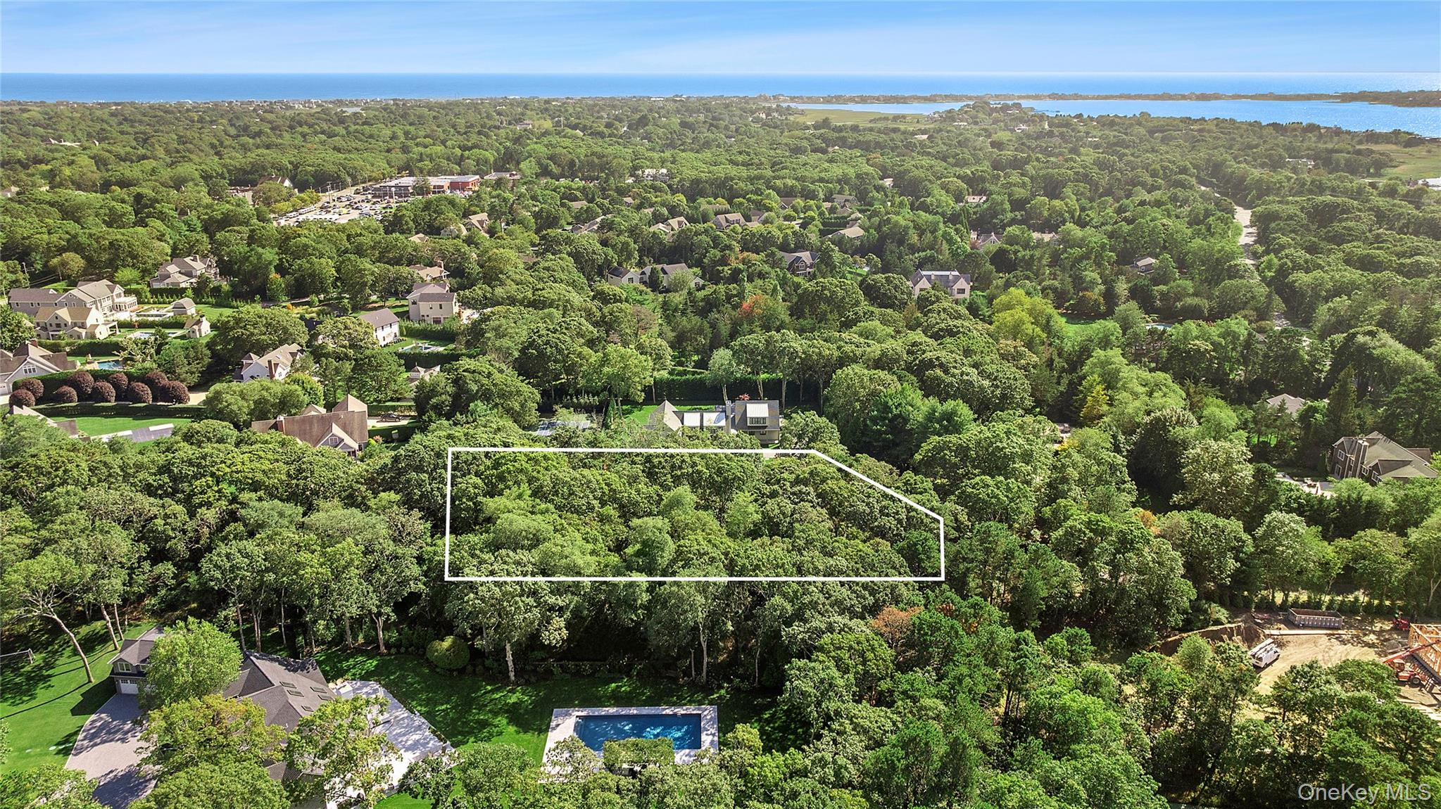 5 Laurents Way, Quogue, NY 11959