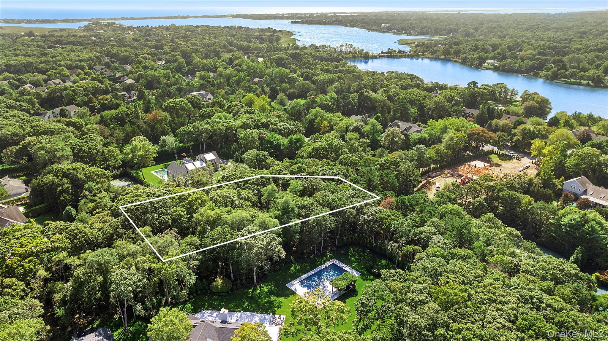 5 Laurents Way, Quogue, NY 11959