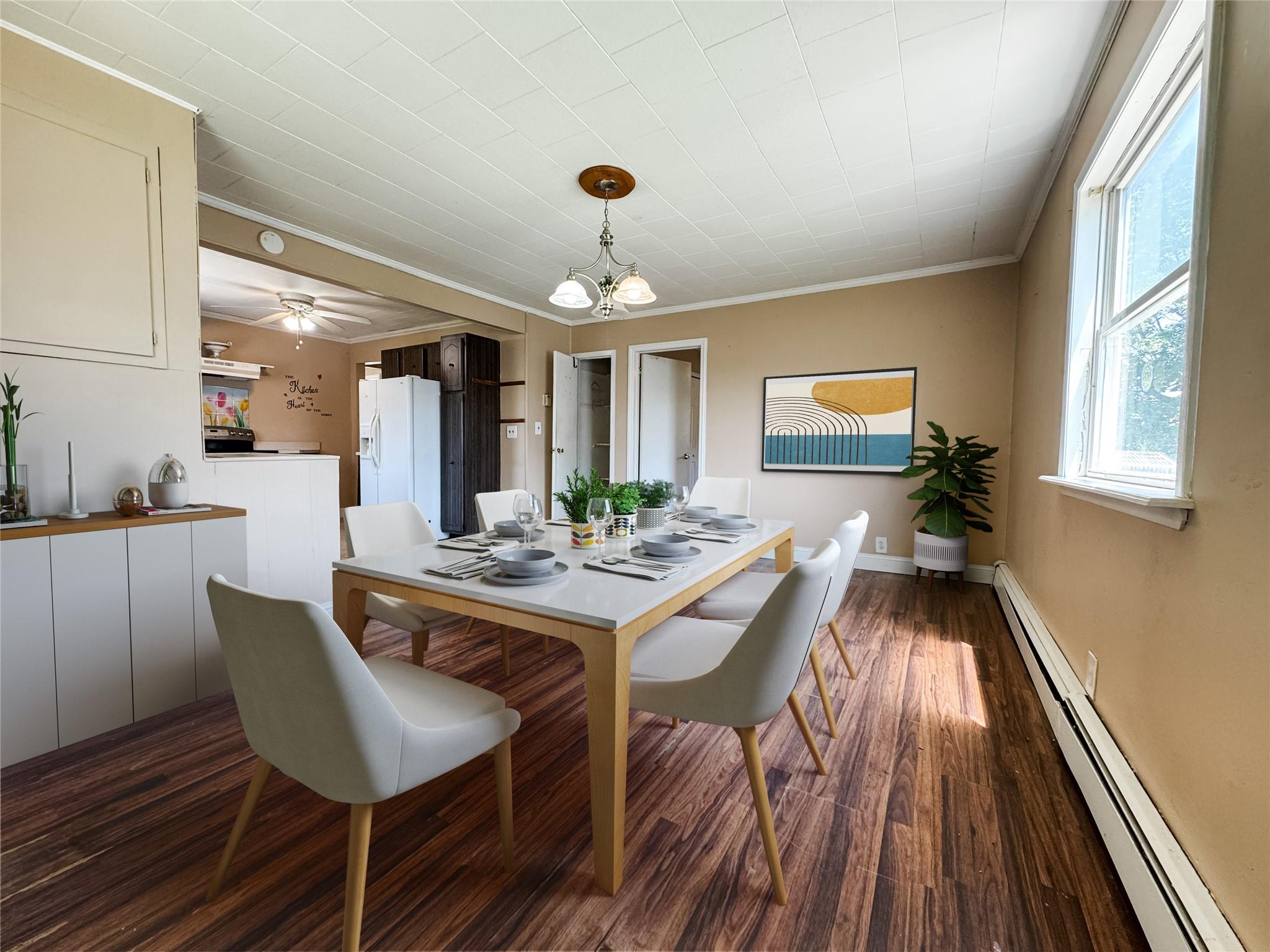 246 15th Street, West Babylon, NY 11704