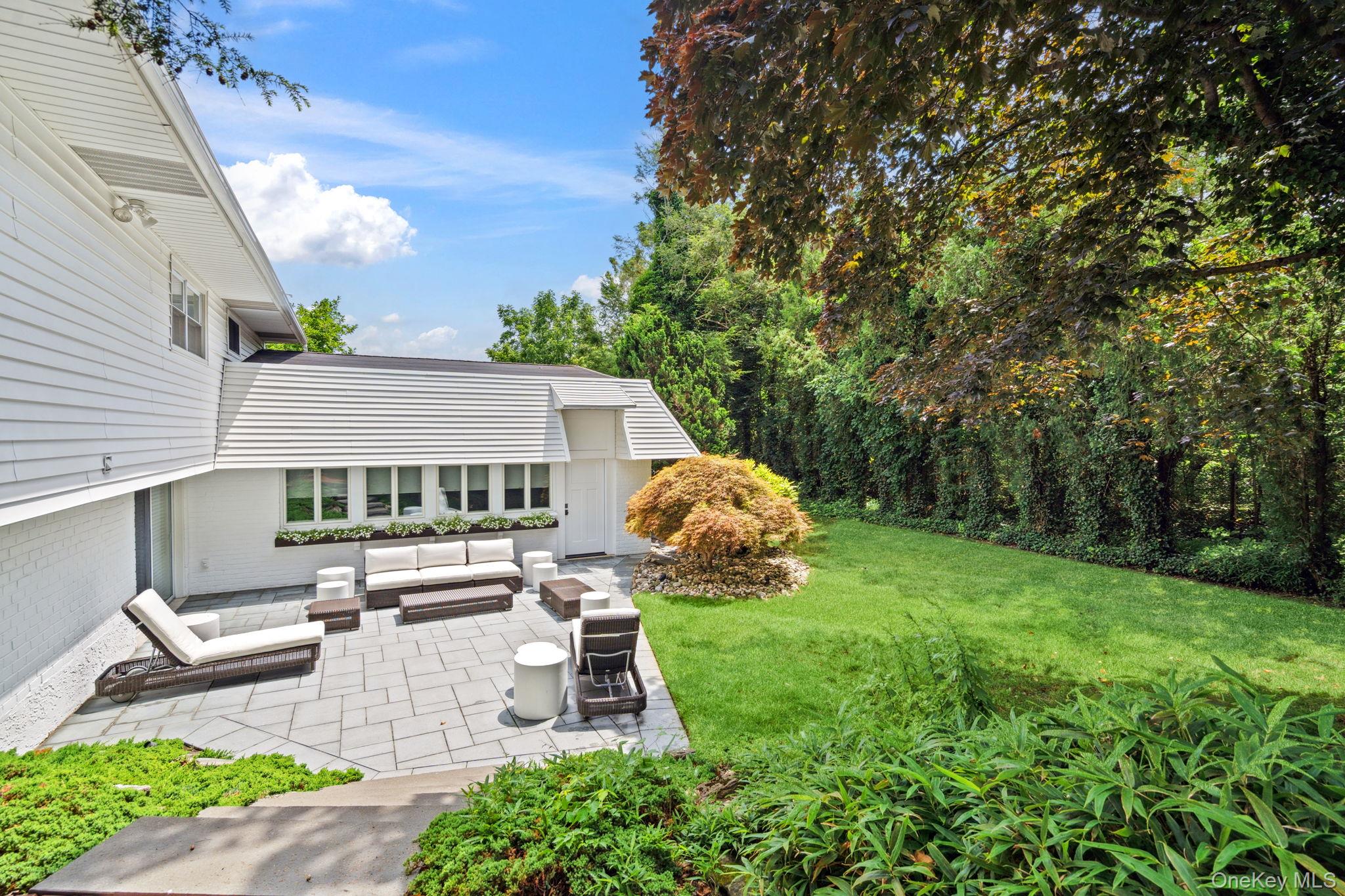 58 Birchwood Park Drive, Jericho, NY 11753