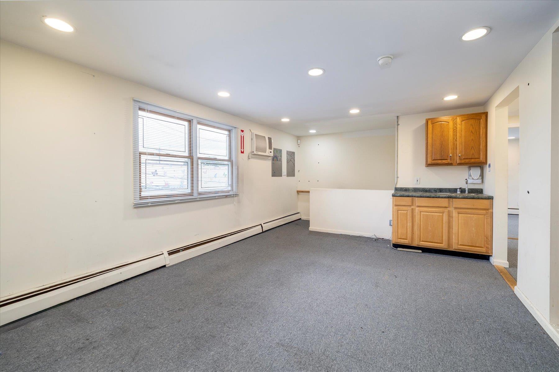 665 N Newbridge Road, Levittown, NY 11756