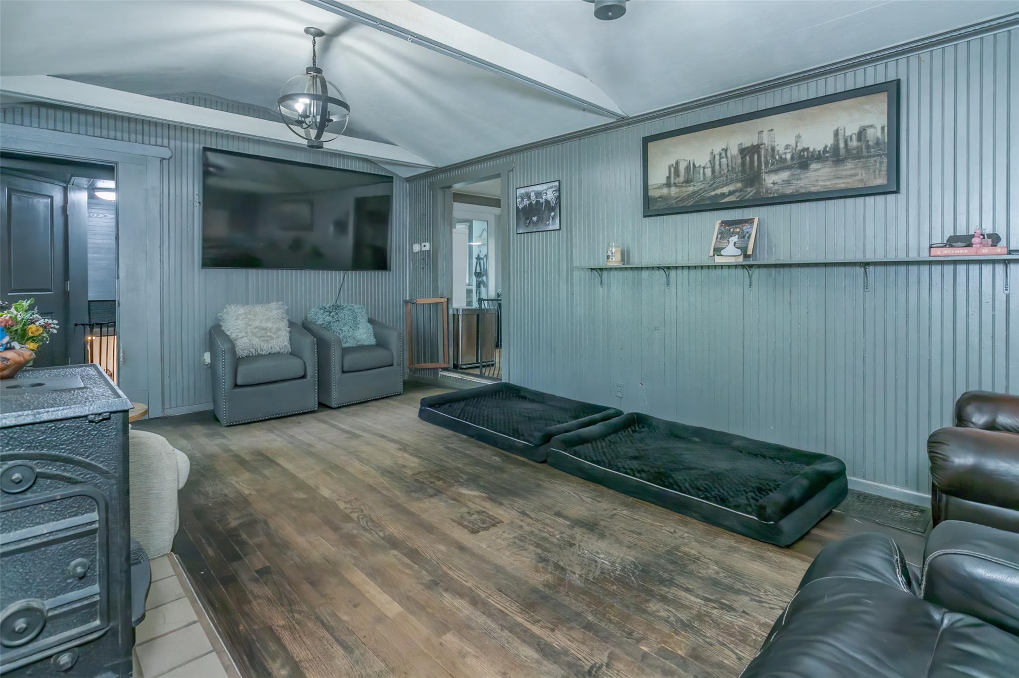 17 Northside Lane, Greenwood Lake, NY 10925