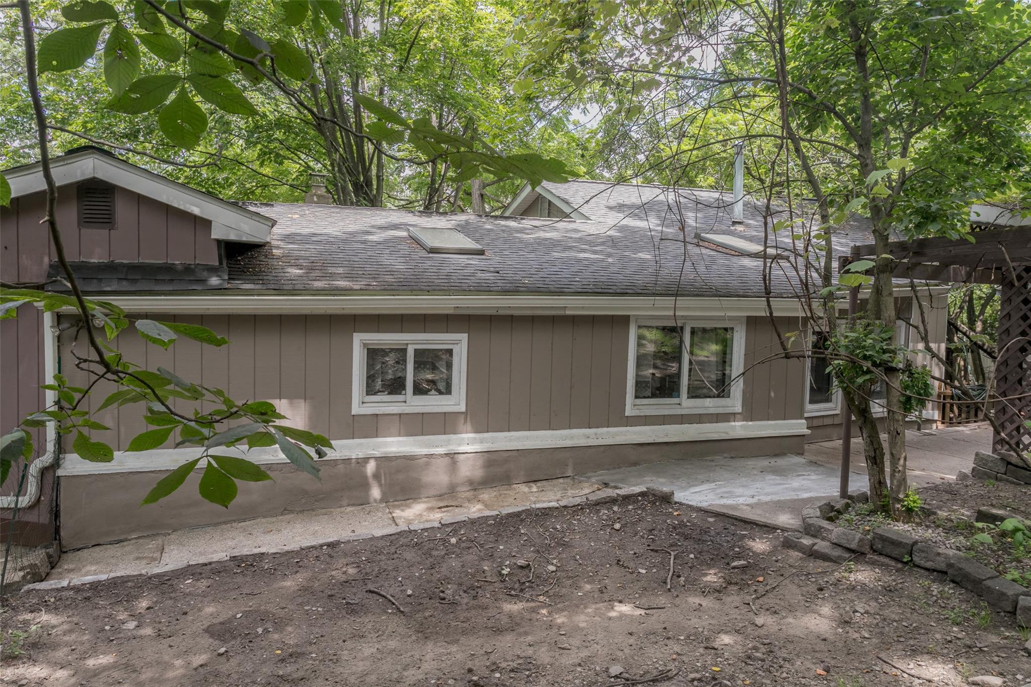 17 Northside Lane, Greenwood Lake, NY 10925