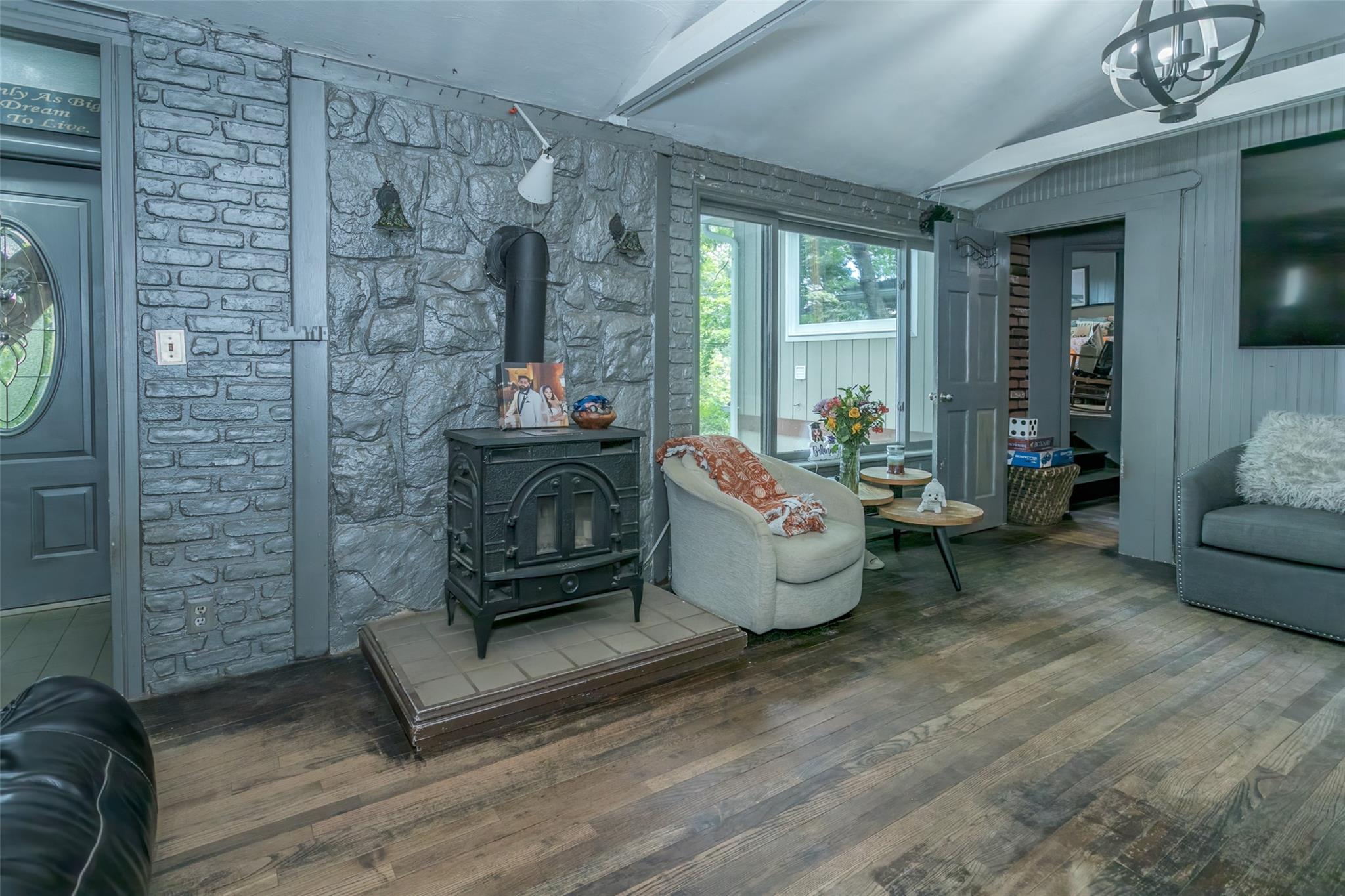 17 Northside Lane, Greenwood Lake, NY 10925