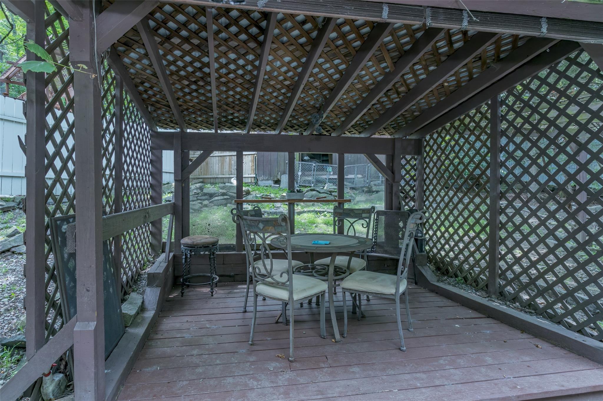 17 Northside Lane, Greenwood Lake, NY 10925