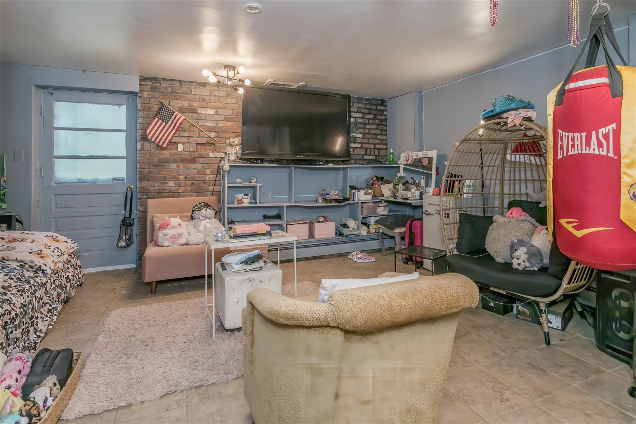 17 Northside Lane, Greenwood Lake, NY 10925