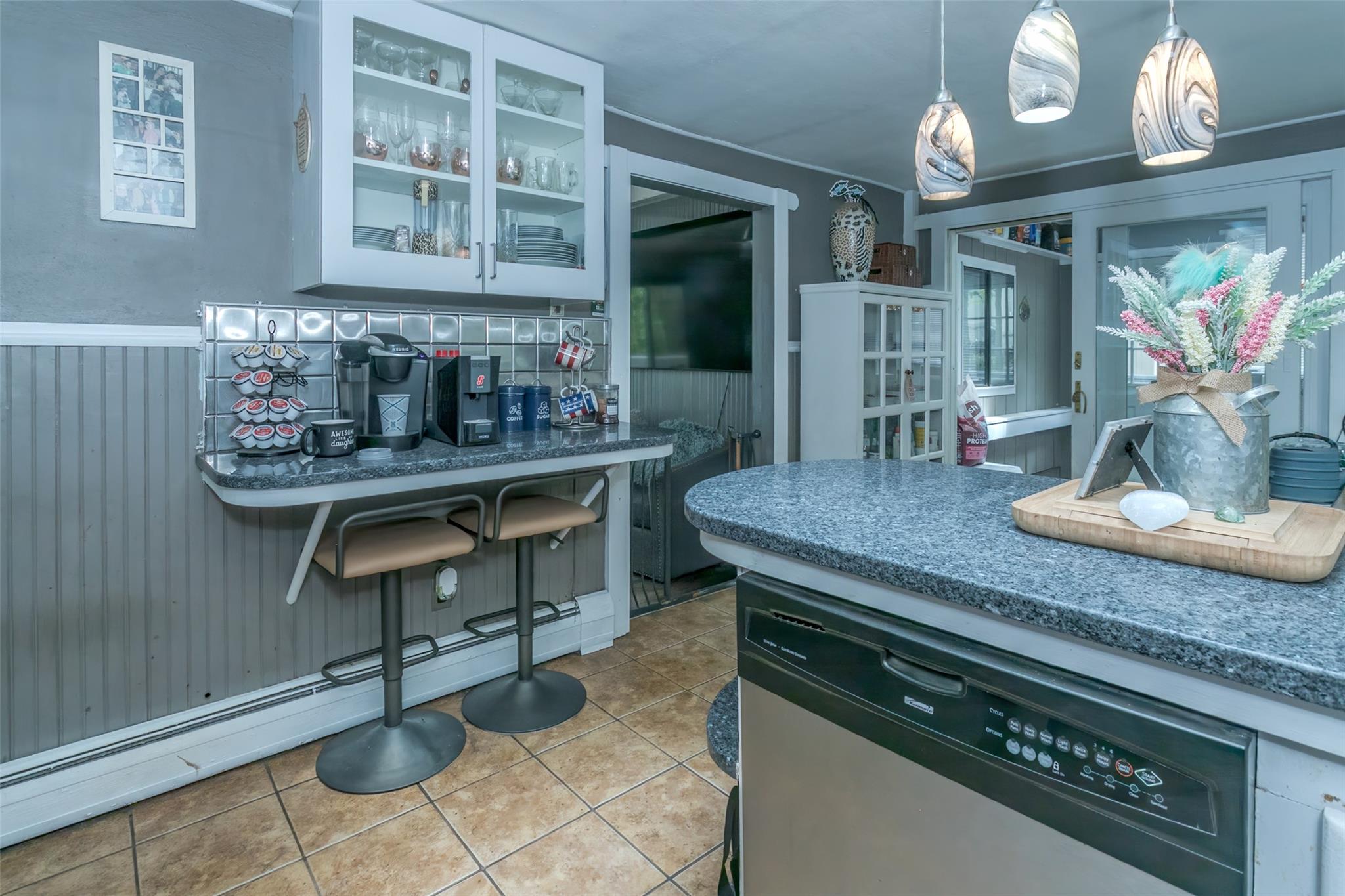 17 Northside Lane, Greenwood Lake, NY 10925