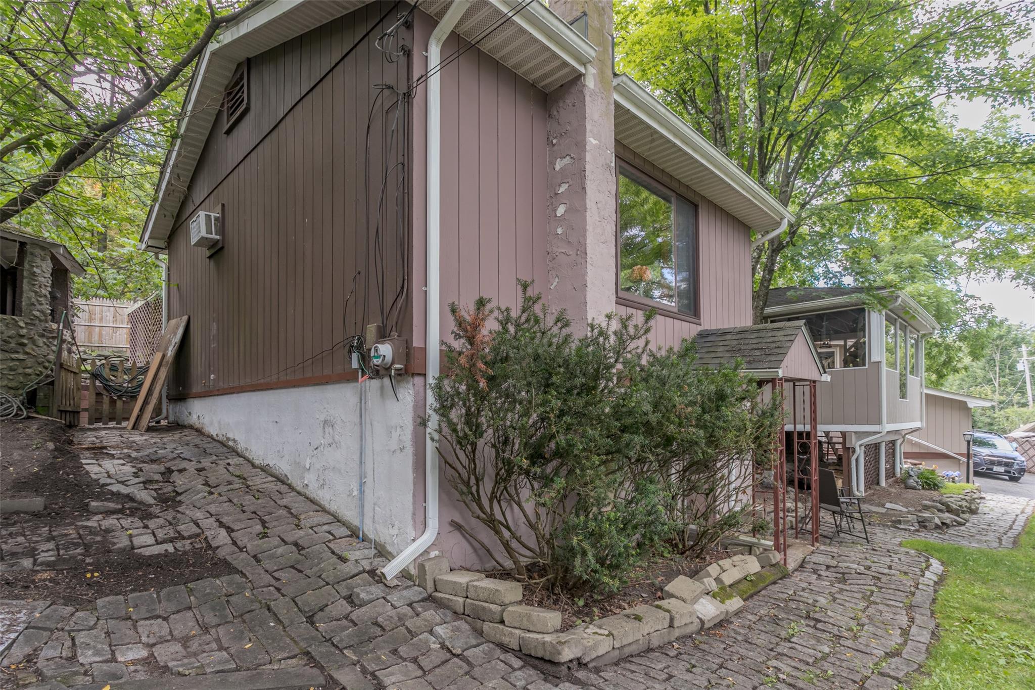 17 Northside Lane, Greenwood Lake, NY 10925