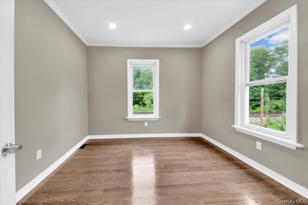 233 Brady Avenue, Hawthorne, NY 10532