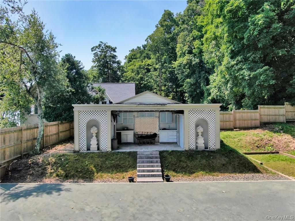 67 River Road, Nyack, NY 10960