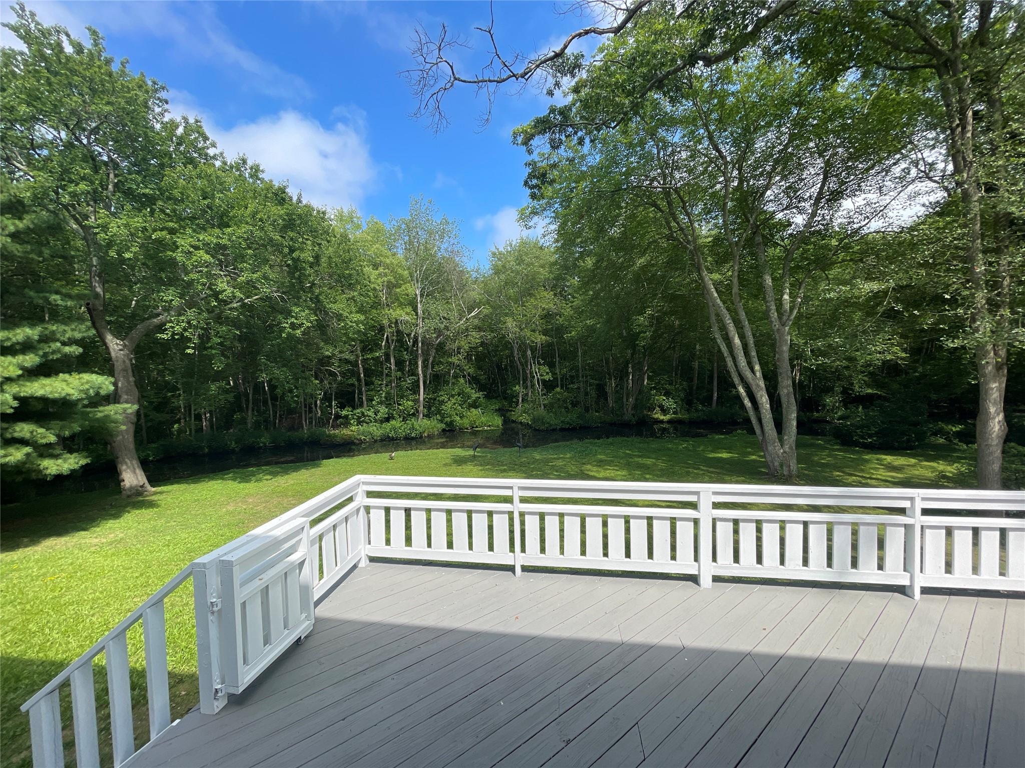 8 Trezza Court, Bellmore, NY 11710