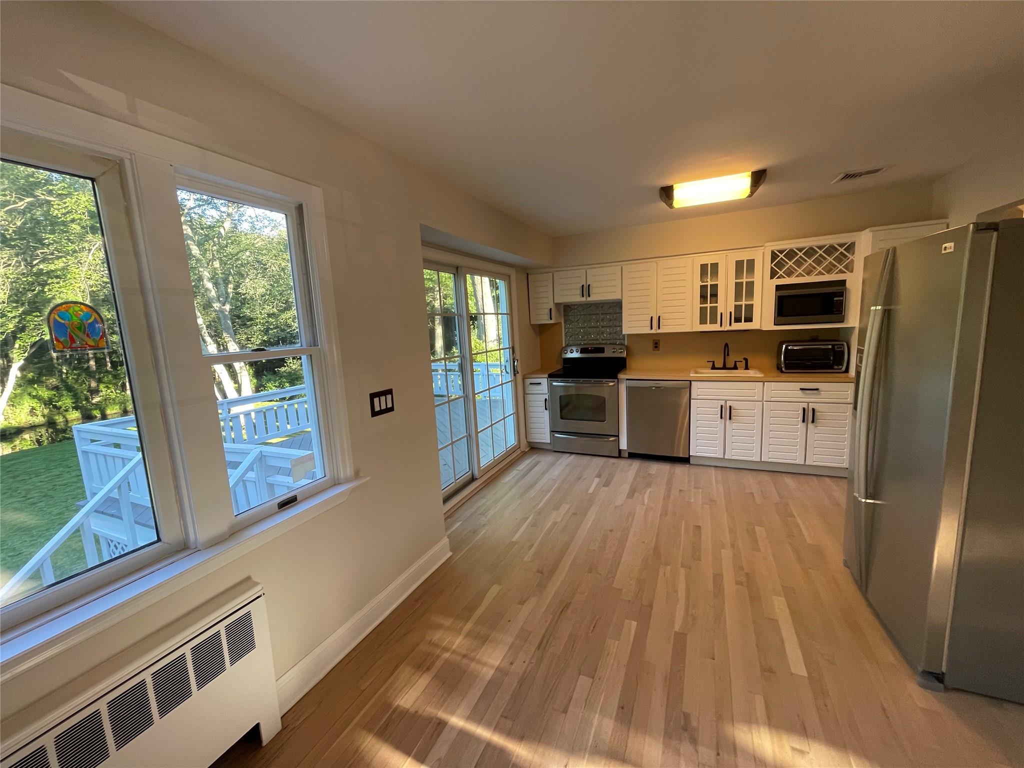 8 Trezza Court, Bellmore, NY 11710