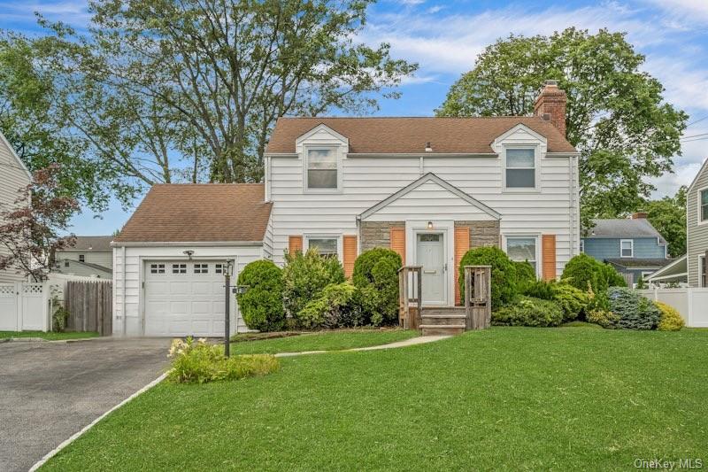 12 Longview Drive, Eastchester, NY 10709