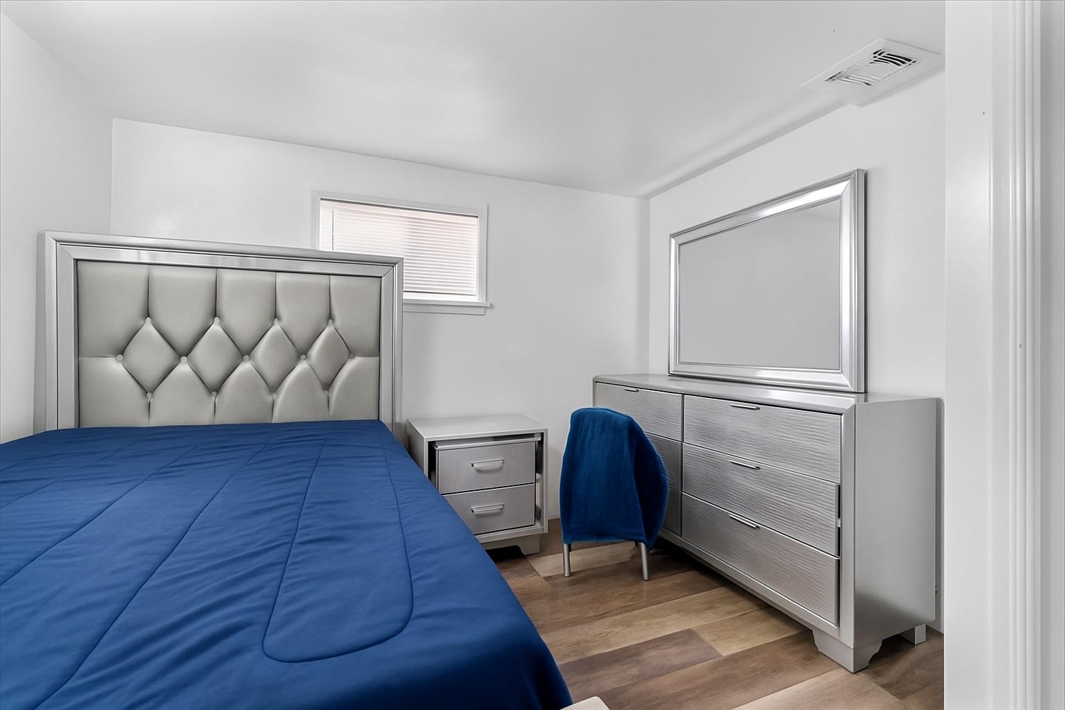 22 Hudson Place, Hempstead, NY 11550