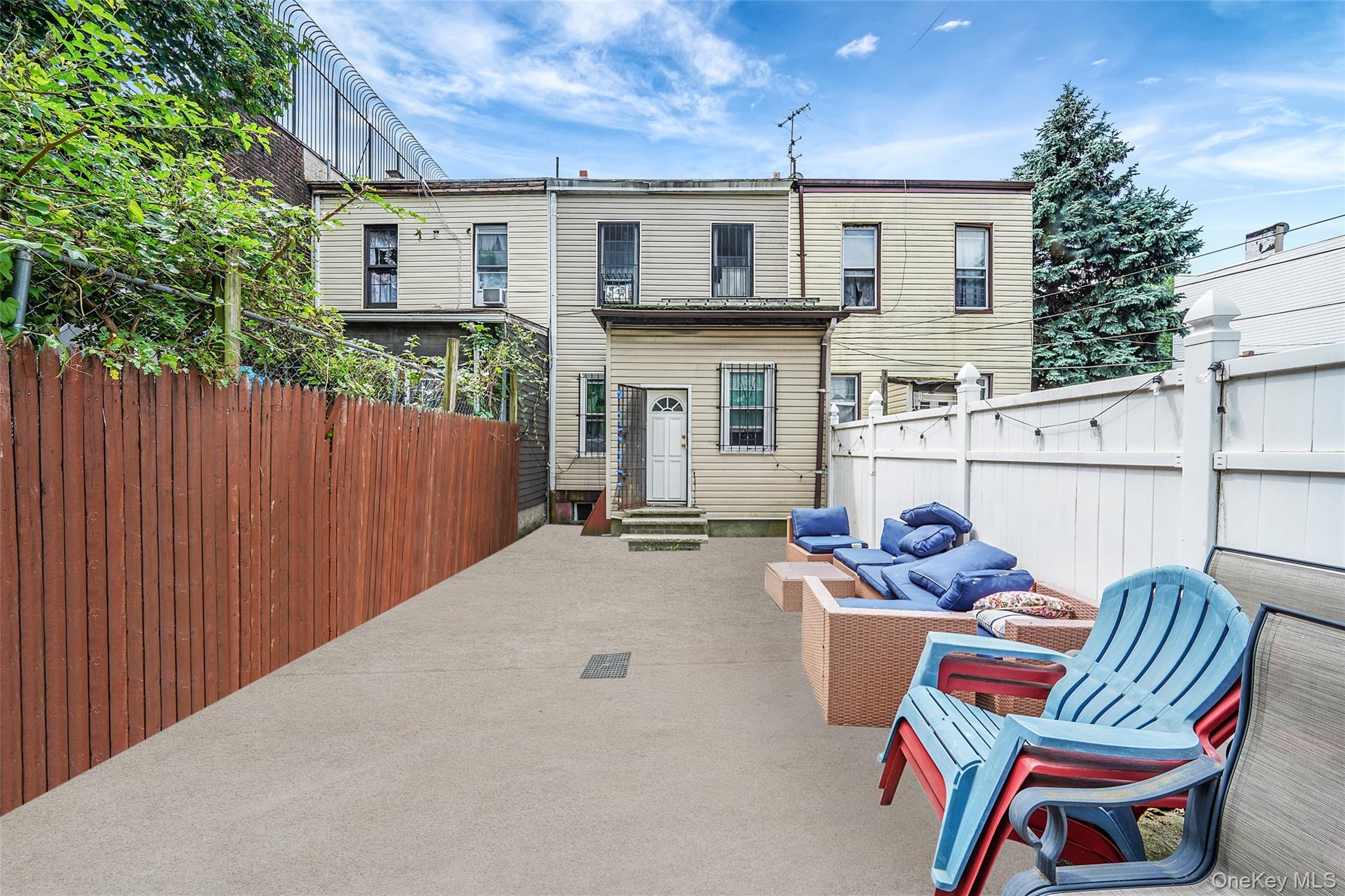 1285A Saint Marks Avenue, Brooklyn, NY 11213
