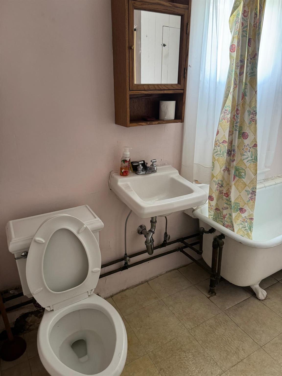 112 N 6th Avenue # 1, Mount Vernon, NY 10550