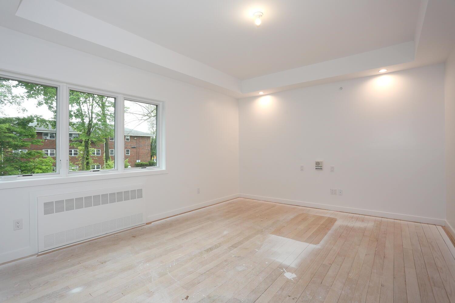 37 Ewing Avenue # 201, Spring Valley, NY 10977