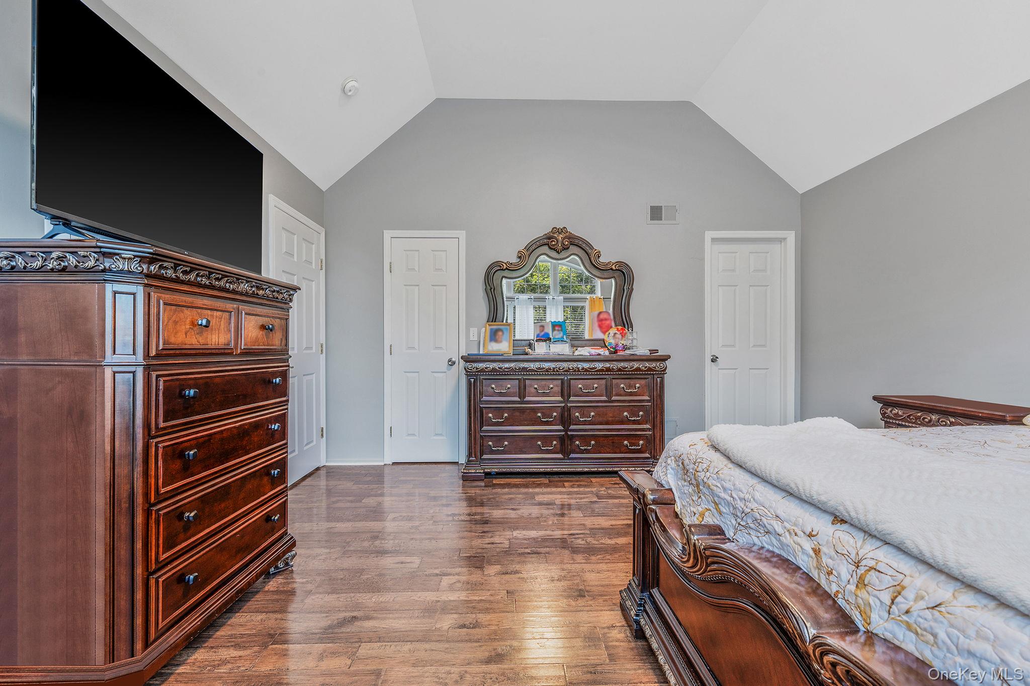 11 Gladysz Way, Port Jefferson, NY 11777