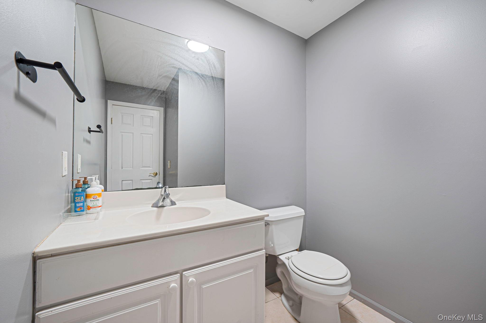 11 Gladysz Way, Port Jefferson, NY 11777