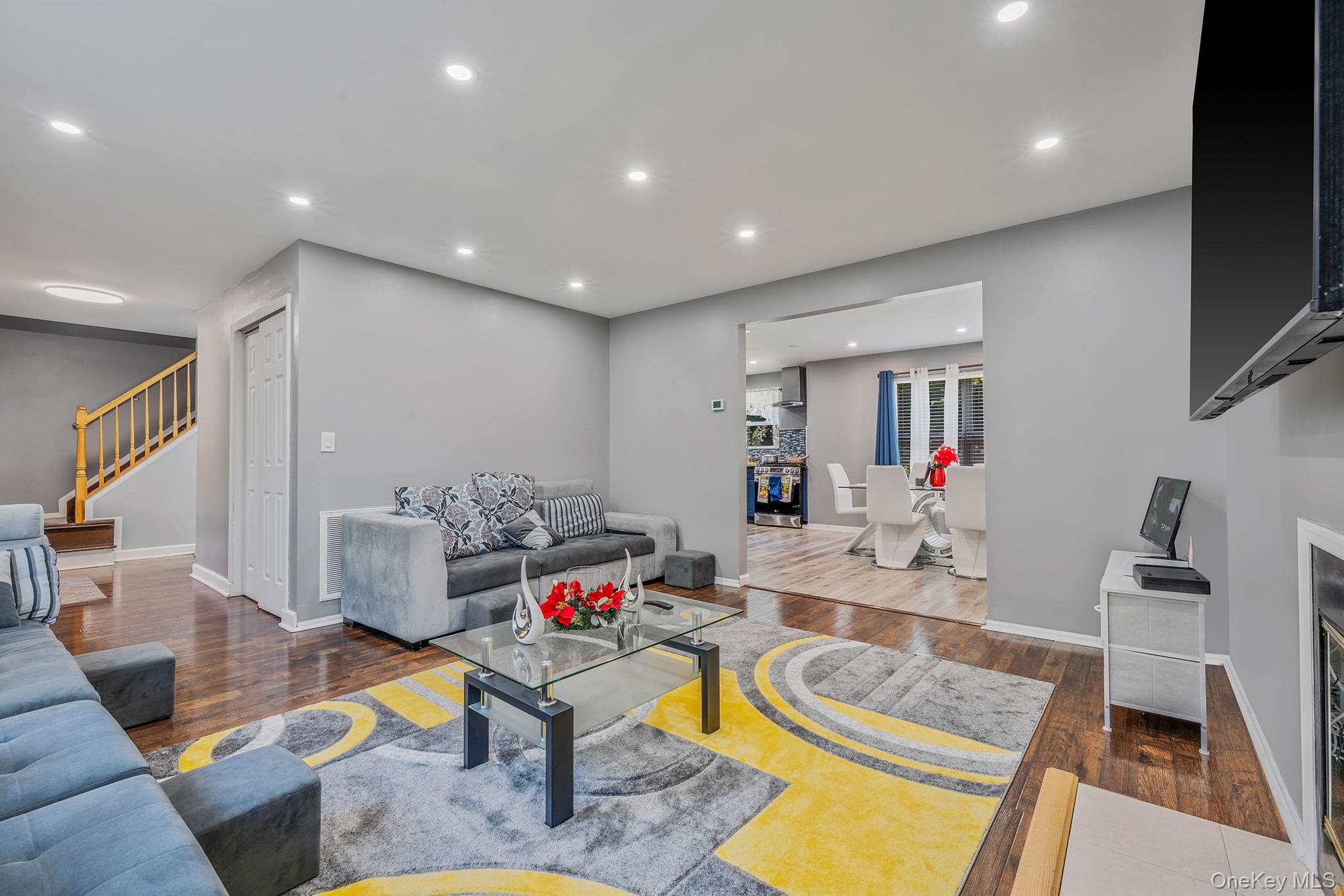 11 Gladysz Way, Port Jefferson, NY 11777