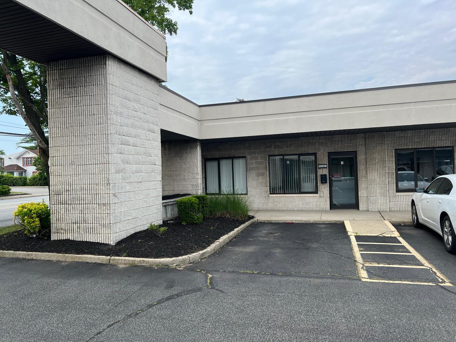 6268 Jericho Turnpike # 1, Commack, NY 11725