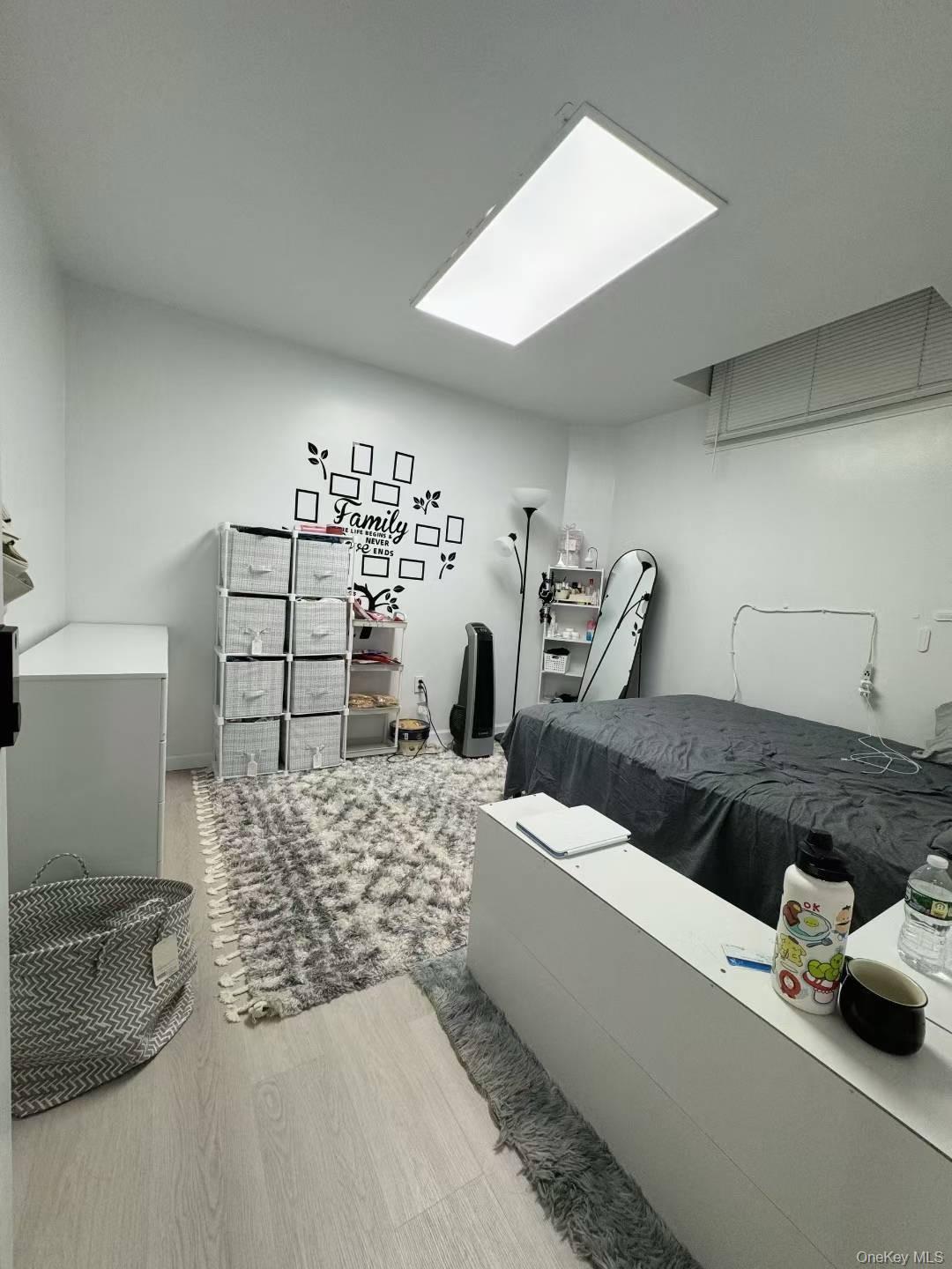 132-18 Avery Avenue # C1, Flushing, NY 11355