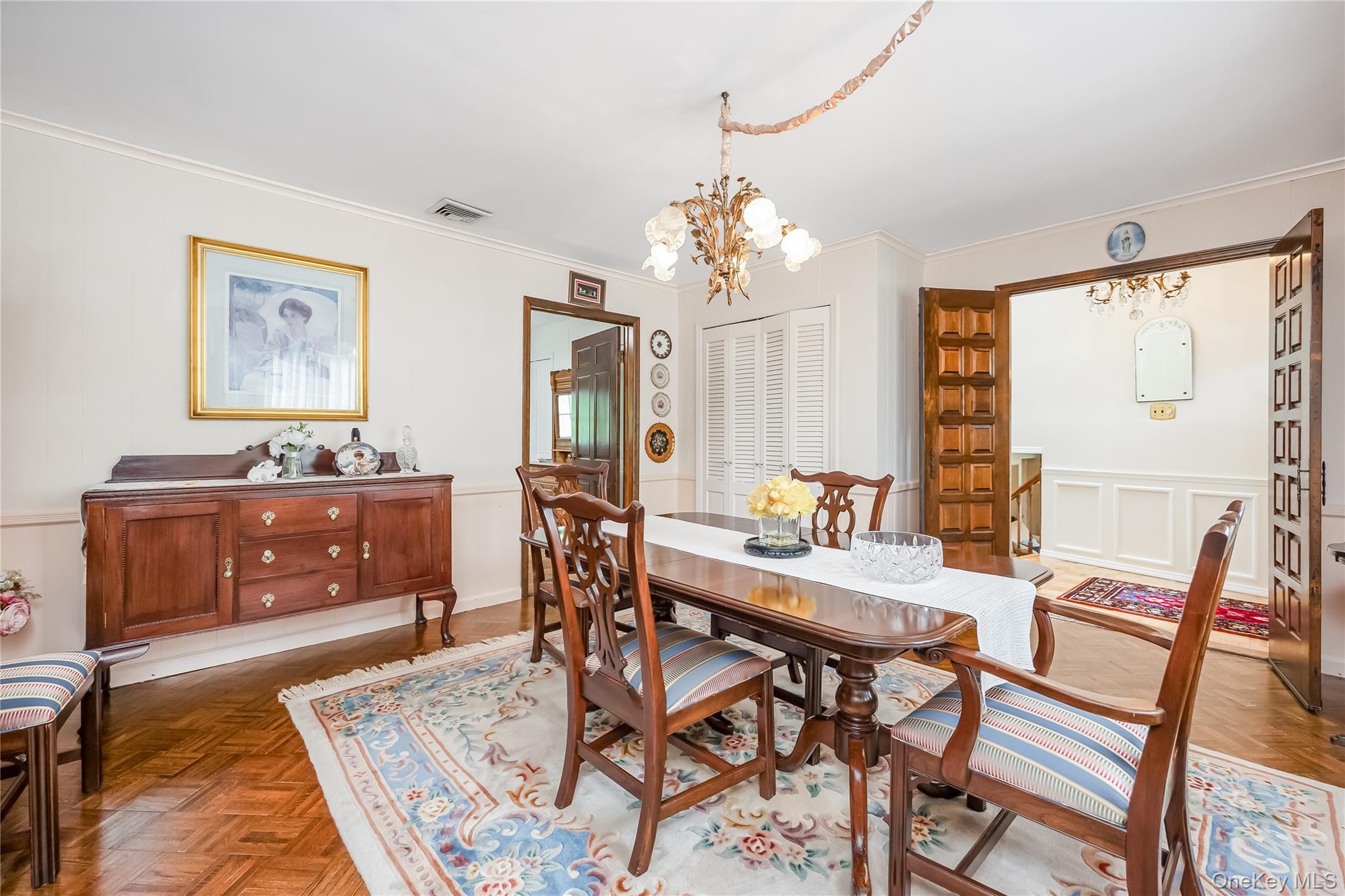 9 Branch Lane, East Setauket, NY 11733