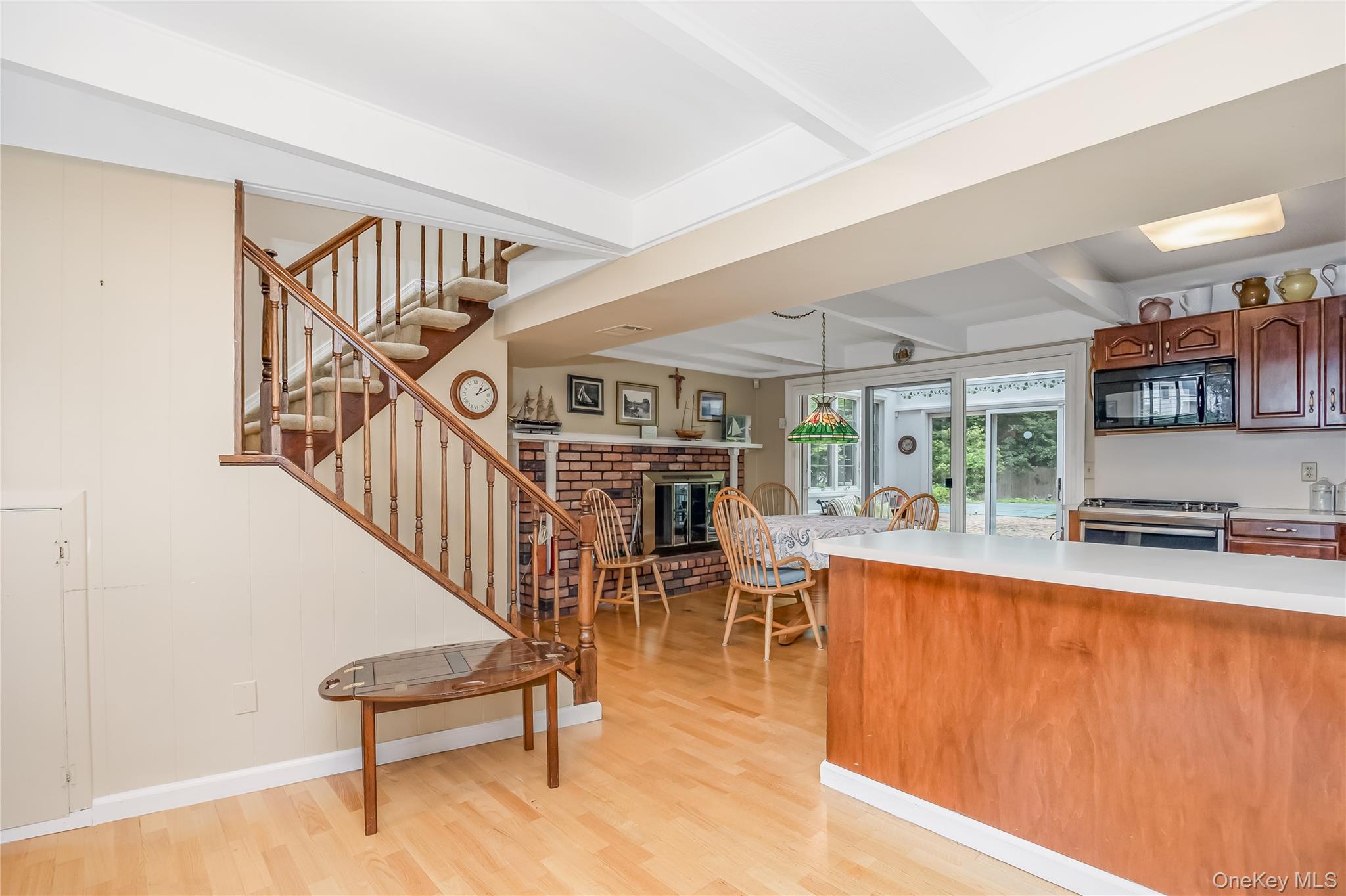 9 Branch Lane, East Setauket, NY 11733