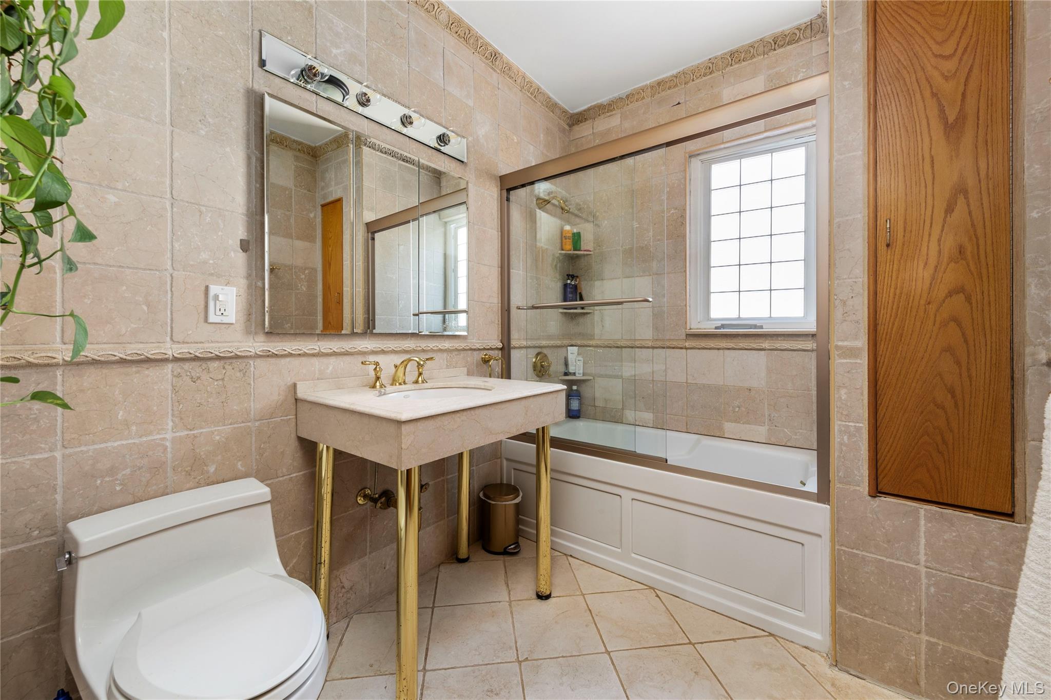 33-39 84th Street, Jackson Heights, NY 11372