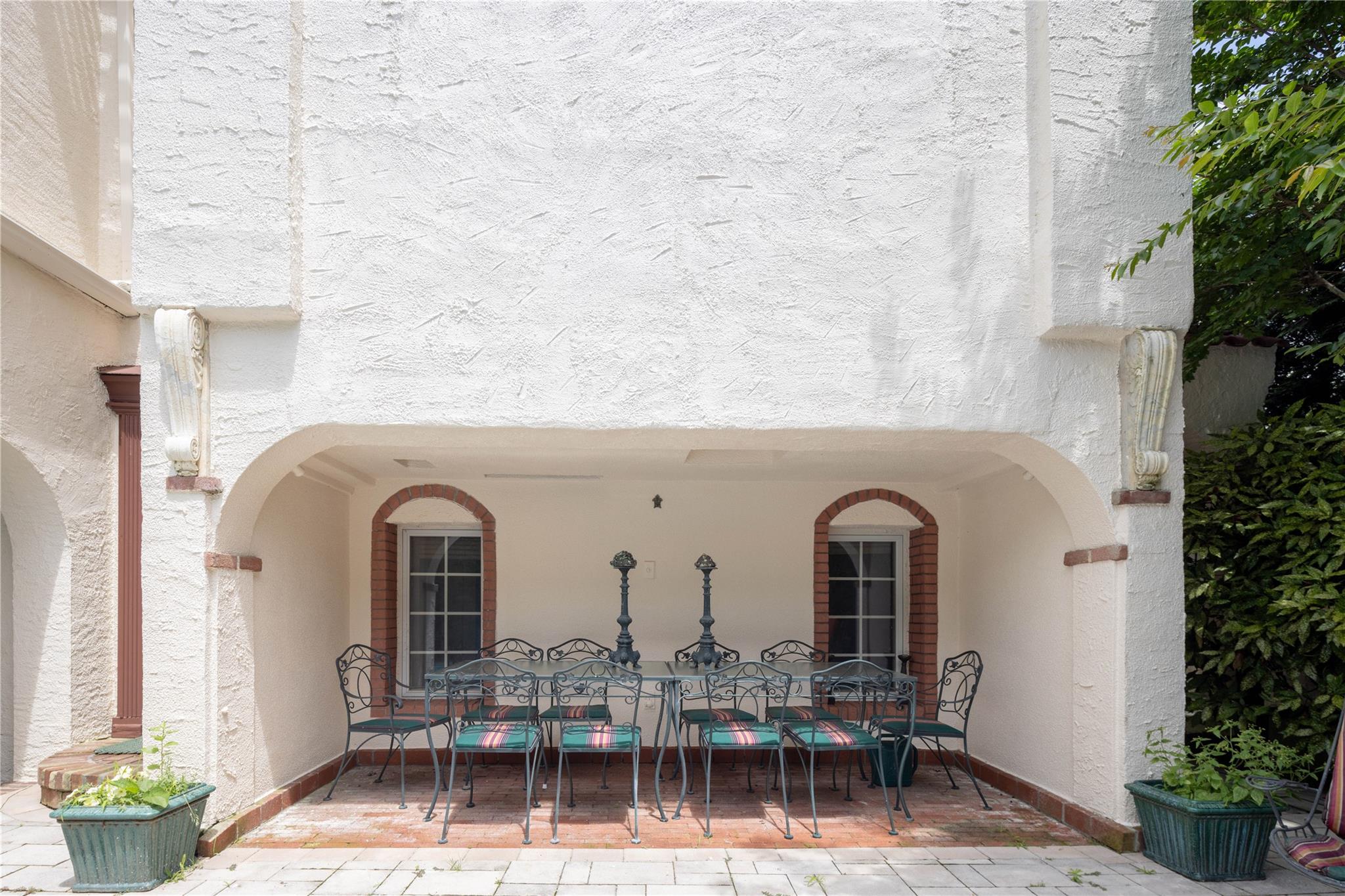 118 Glenwood Avenue, Point Lookout, NY 11569