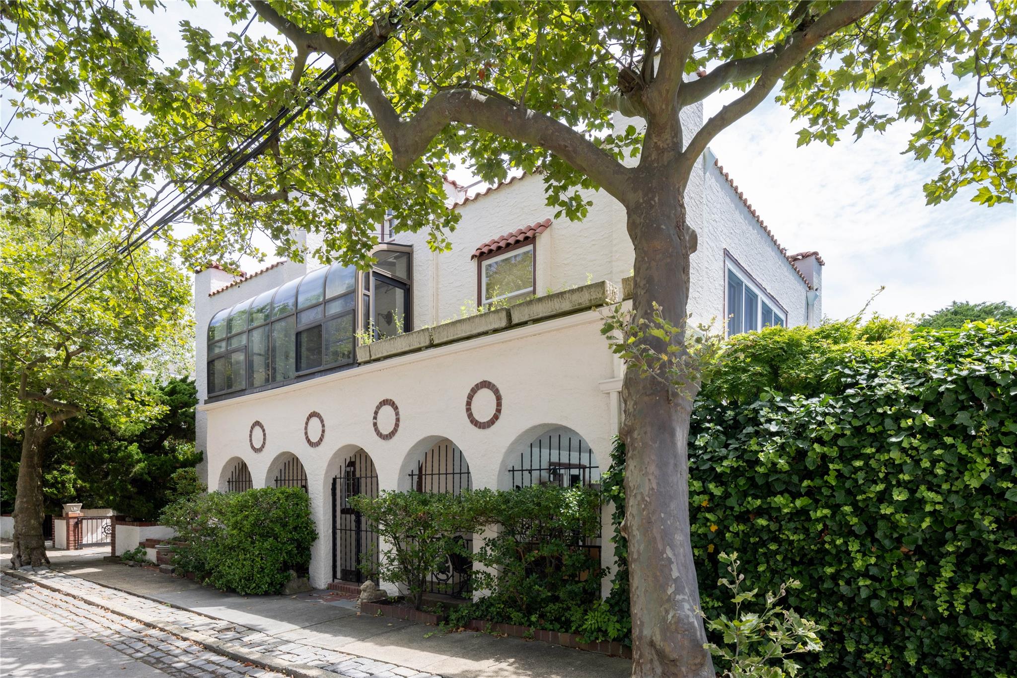 118 Glenwood Avenue, Point Lookout, NY 11569