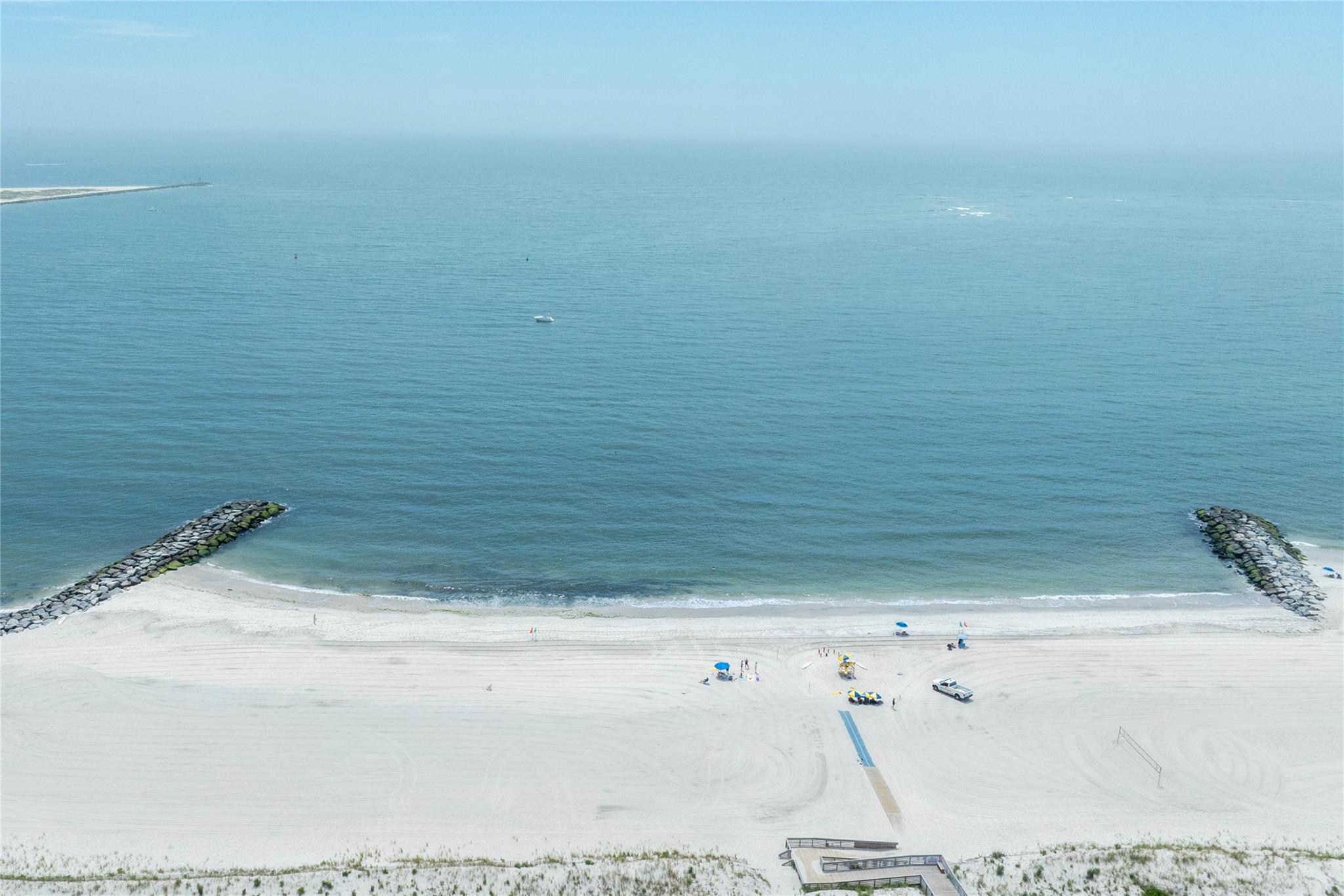 118 Glenwood Avenue, Point Lookout, NY 11569