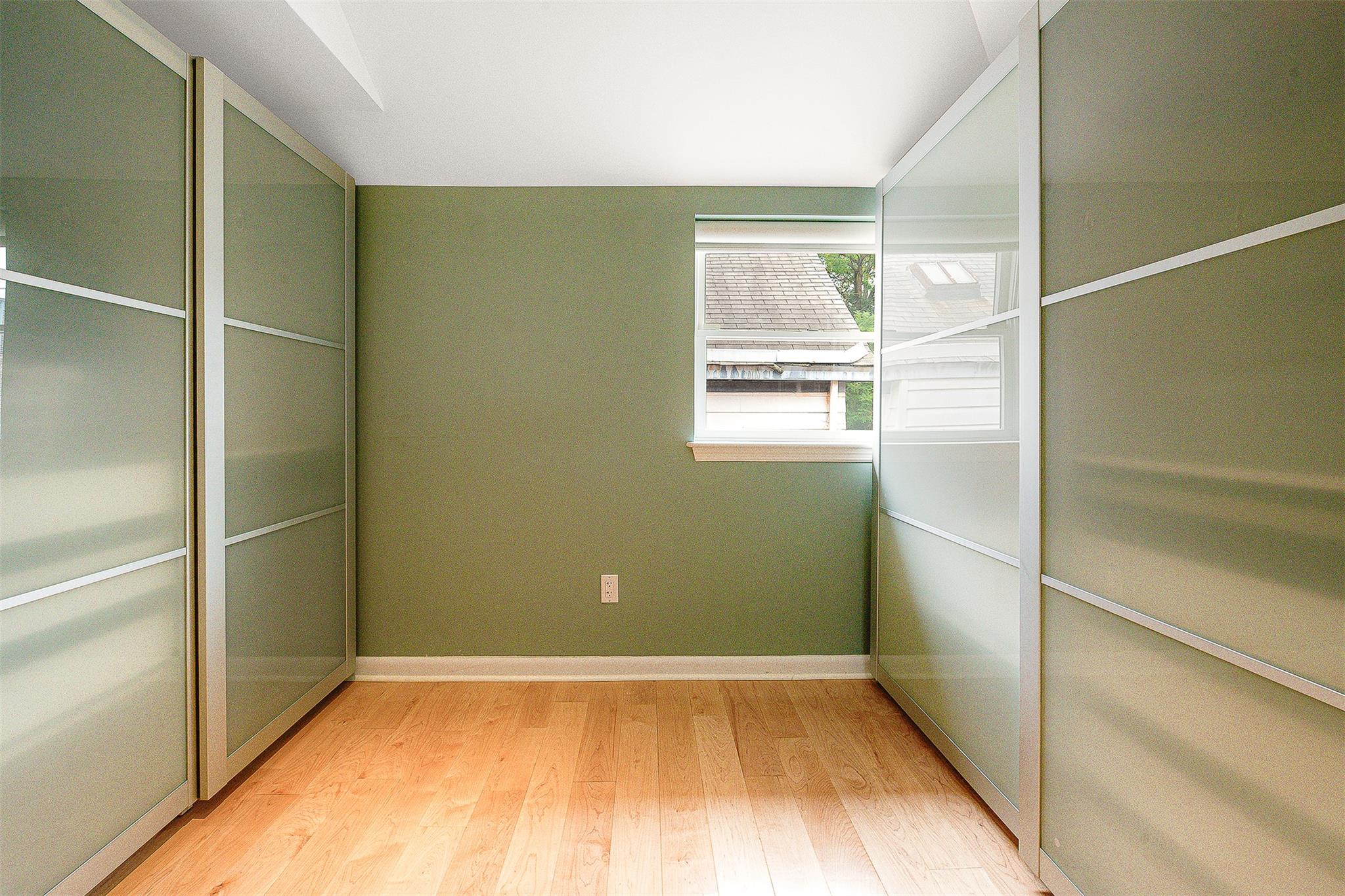 58-10 83rd Place, Middle Village, NY 11379