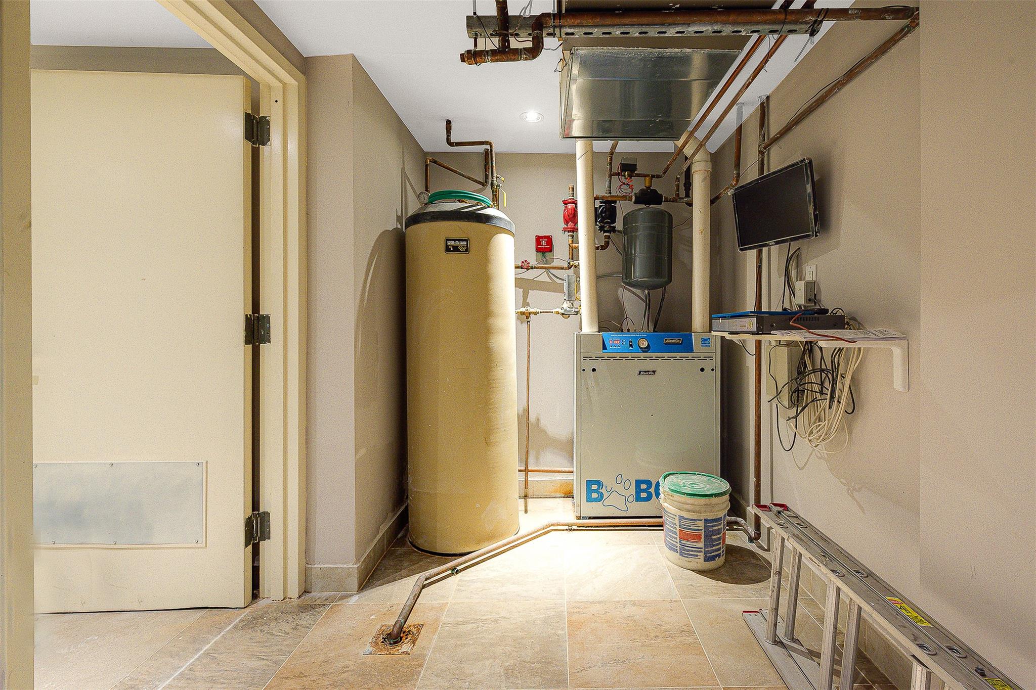 58-10 83rd Place, Middle Village, NY 11379