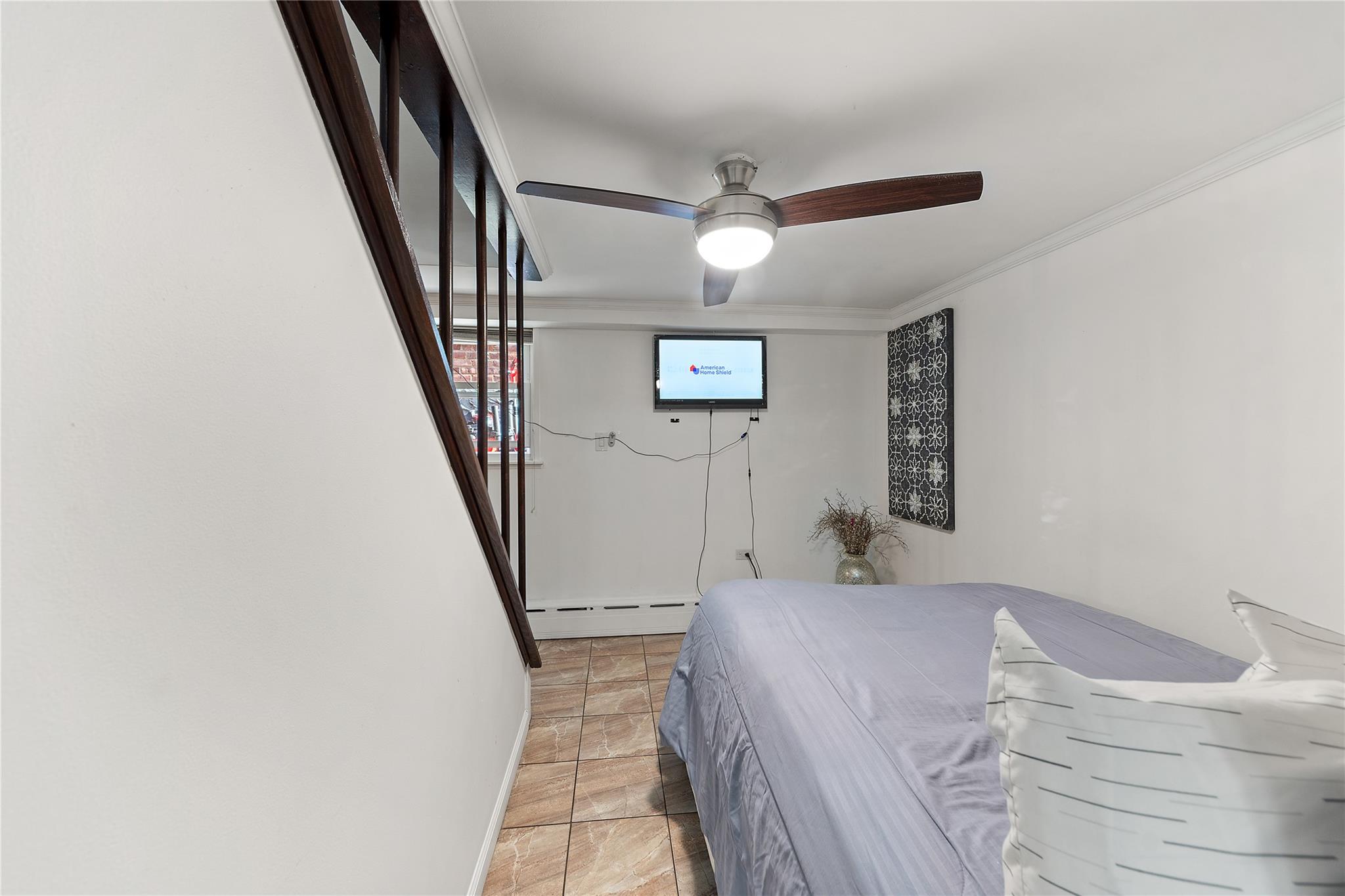 2533 Young Avenue, Bronx, NY 10469