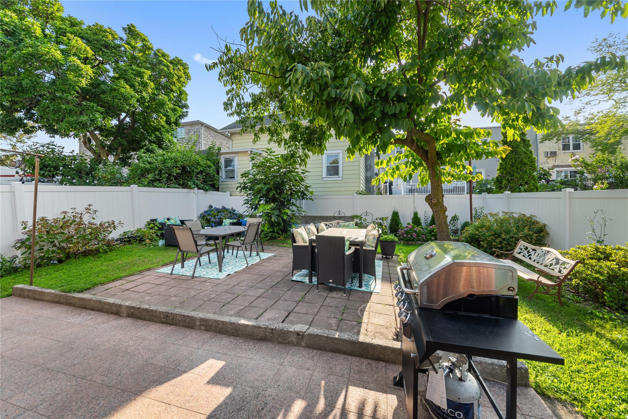 2533 Young Avenue, Bronx, NY 10469