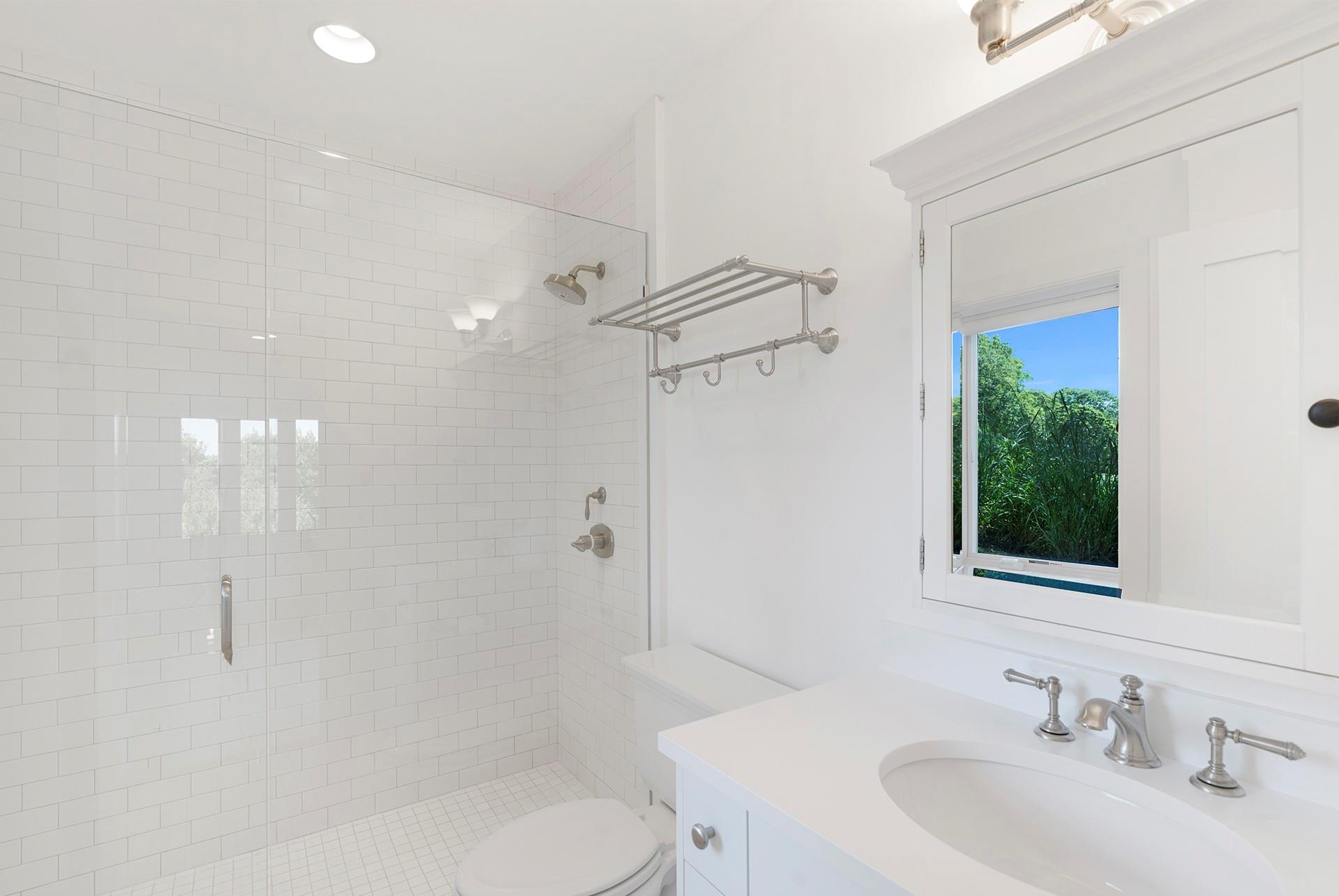 84 Oyster Shores Road, East Hampton, NY 11937