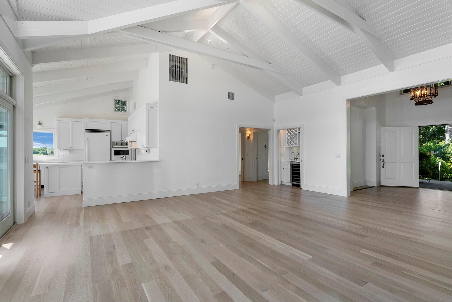 84 Oyster Shores Road, East Hampton, NY 11937