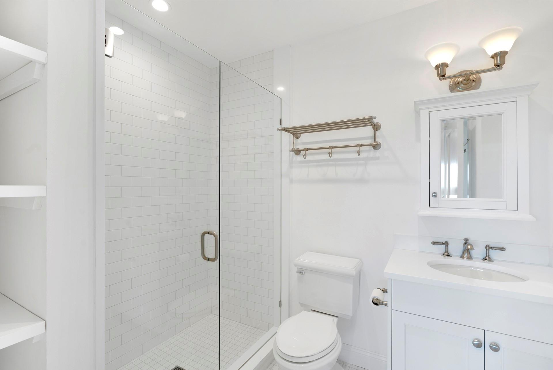 84 Oyster Shores Road, East Hampton, NY 11937