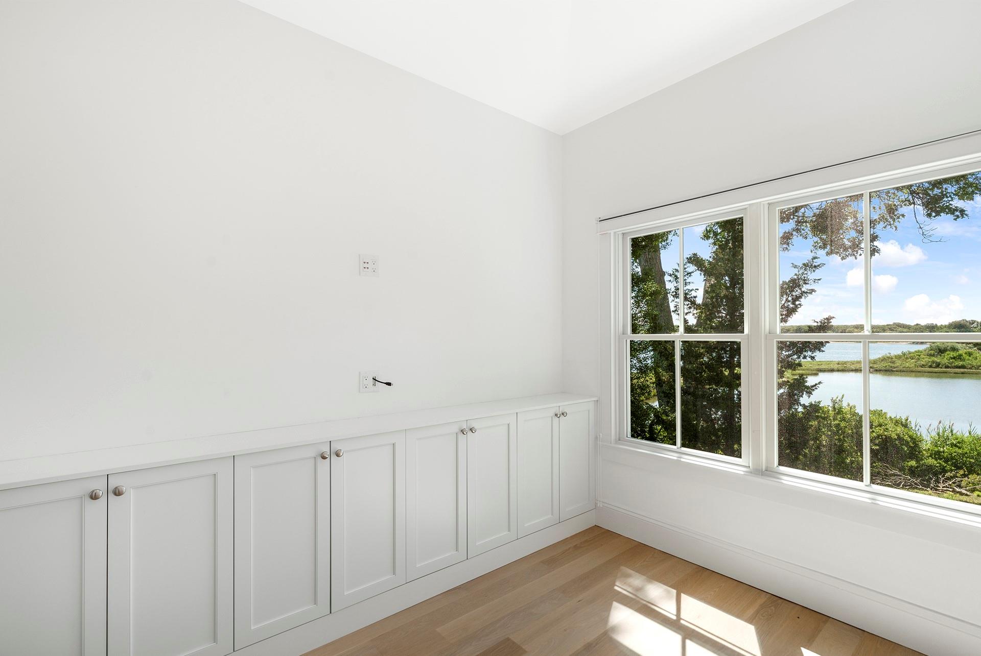 84 Oyster Shores Road, East Hampton, NY 11937