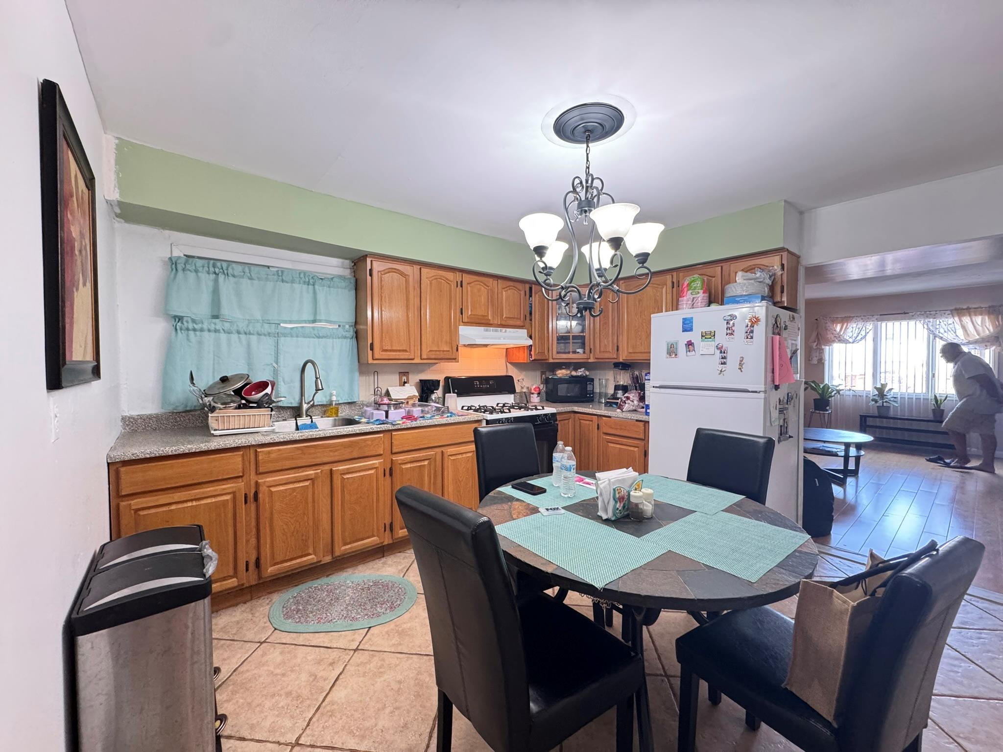 78-27 90th Avenue, Woodhaven, NY 11421