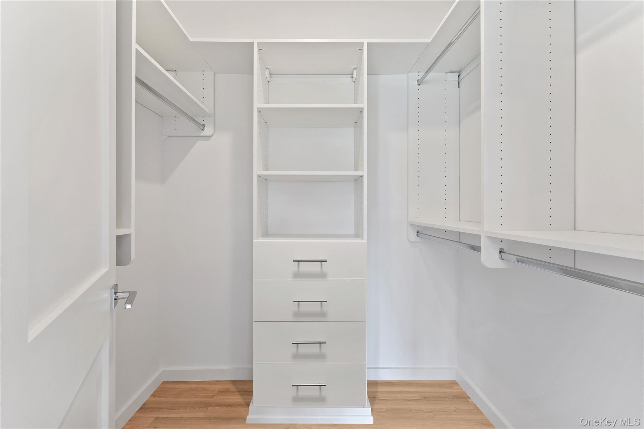 101 Carthage Road, Scarsdale, NY 10583