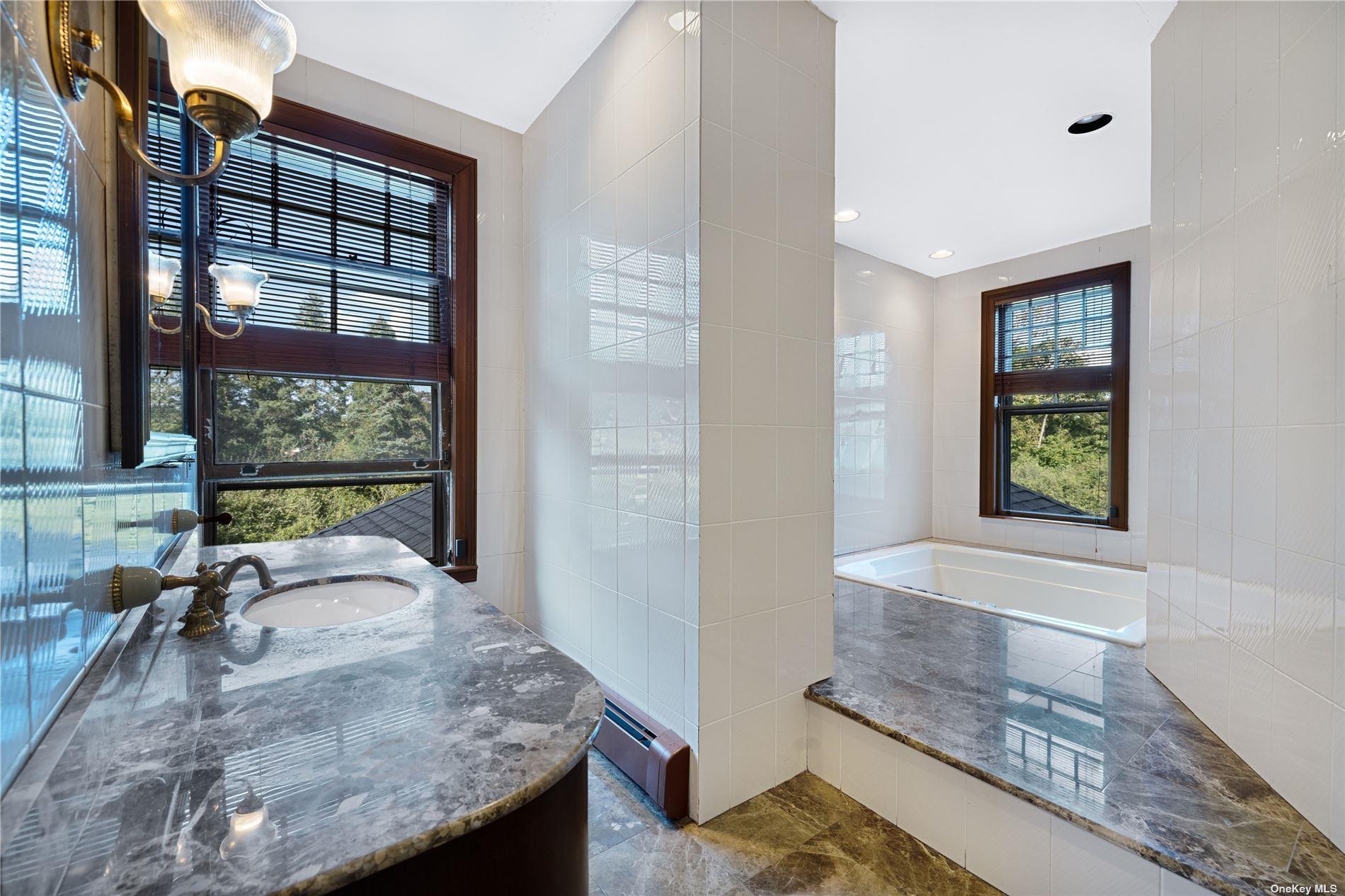 9 Convent Lane, Center Moriches, NY 11934