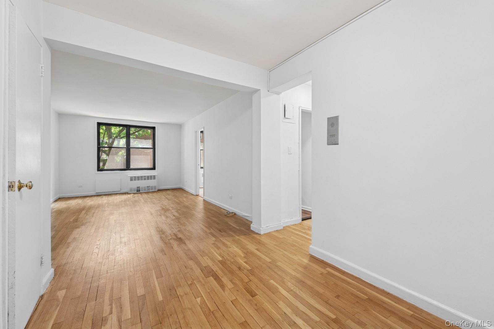 139-15 83 Ave # 219, Briarwood, NY 11435