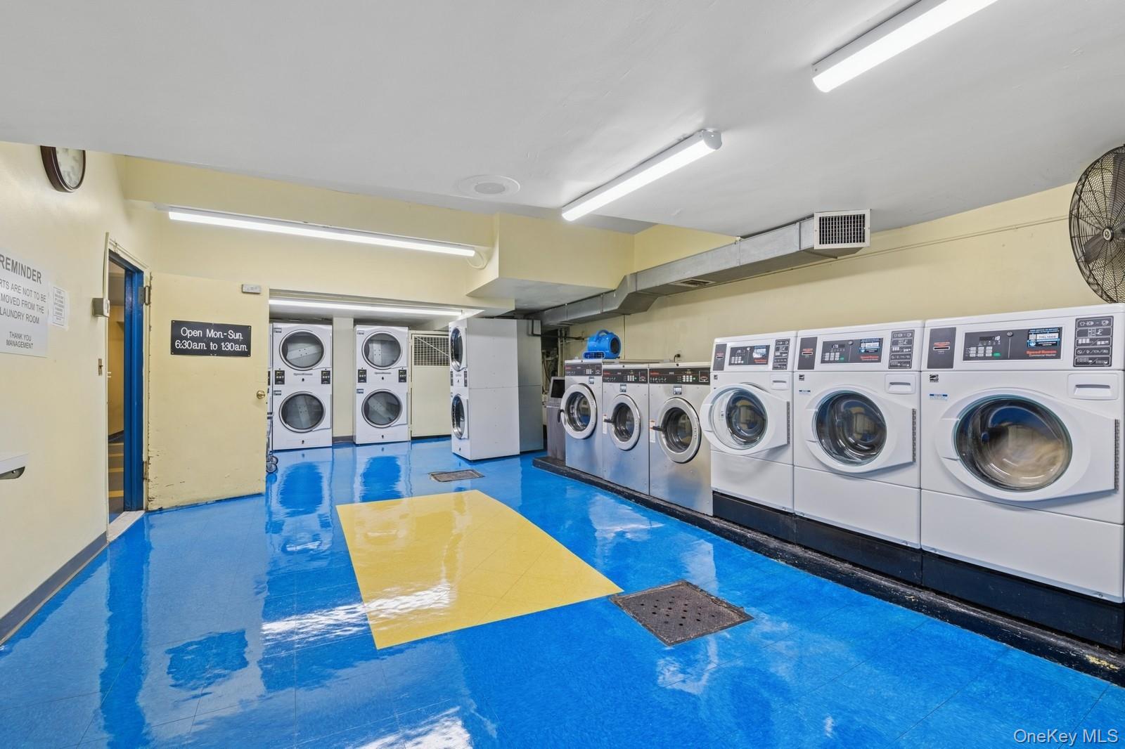 139-15 83 Ave # 219, Briarwood, NY 11435