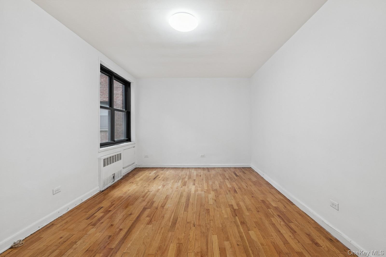 139-15 83 Ave # 219, Briarwood, NY 11435